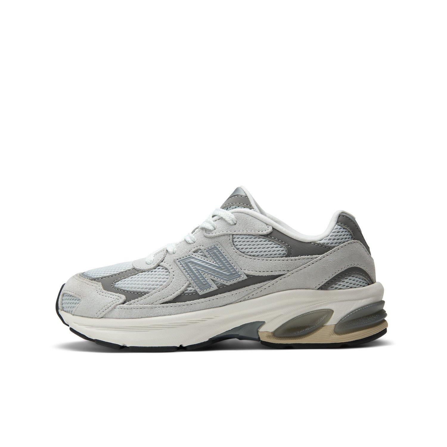 New Balance 2010 Grade School Boys' "Grey" Shoe