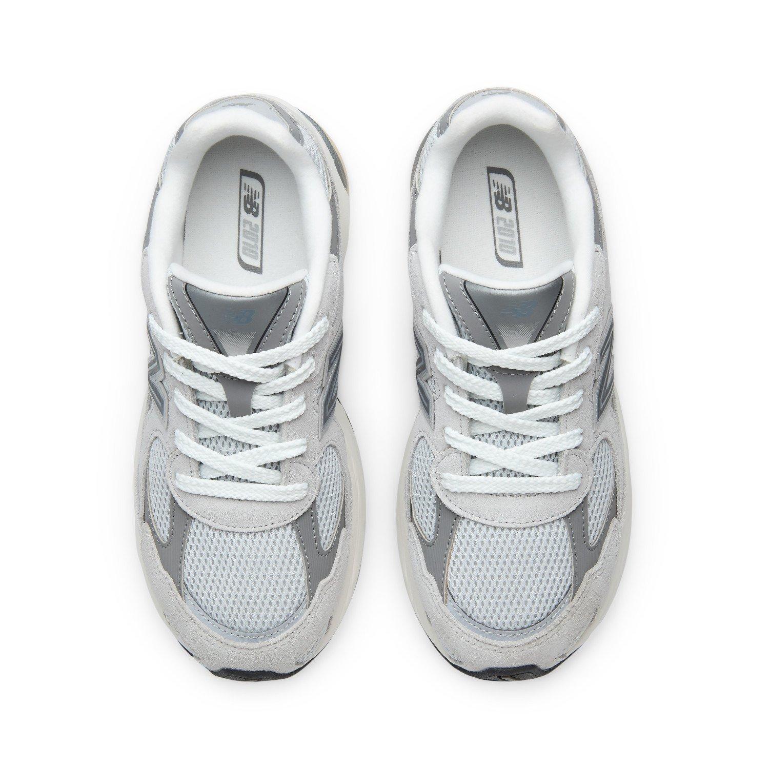 New Balance 2010 Grade School Boys' "Grey" Shoe