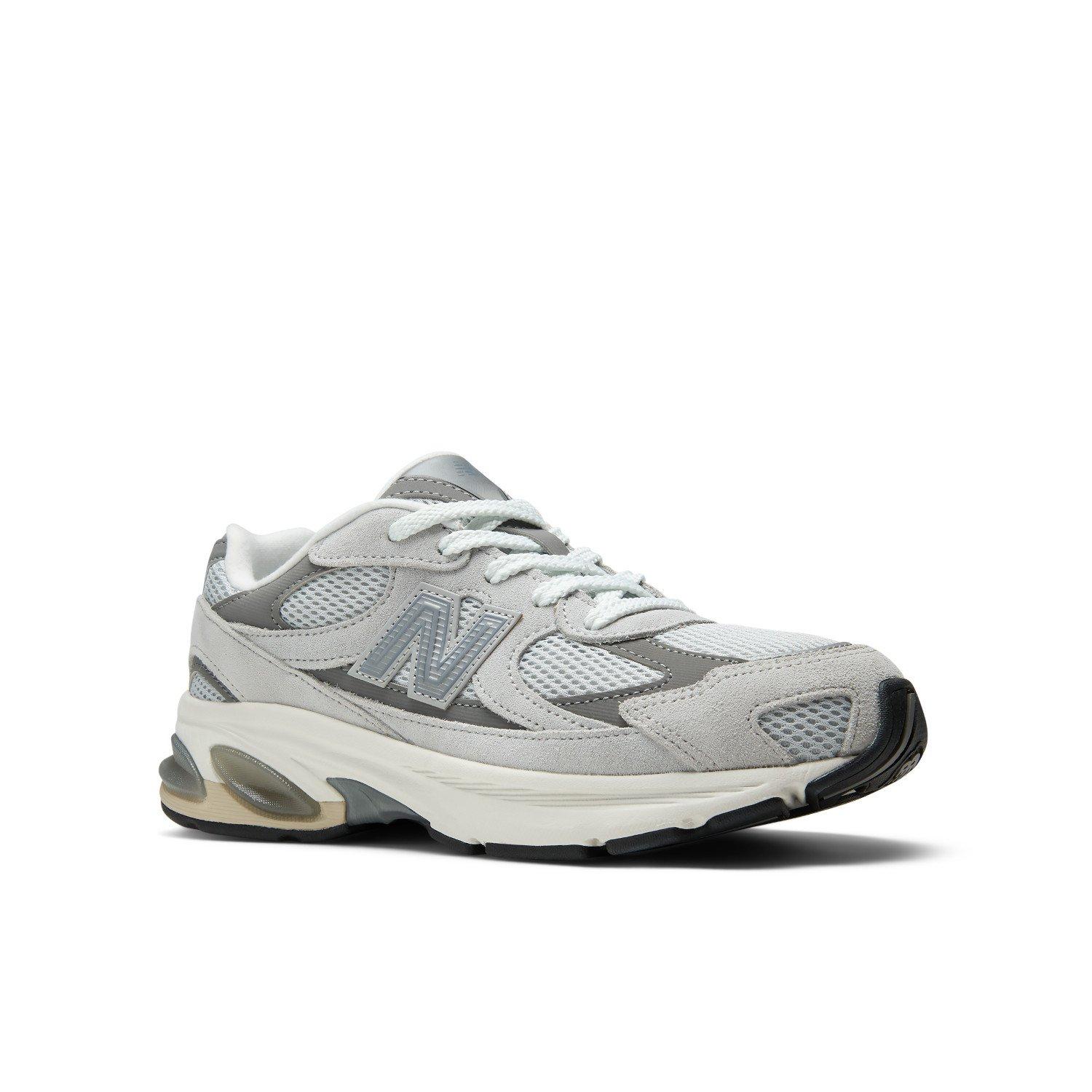 New Balance 2010 Grade School Boys' "Grey" Shoe