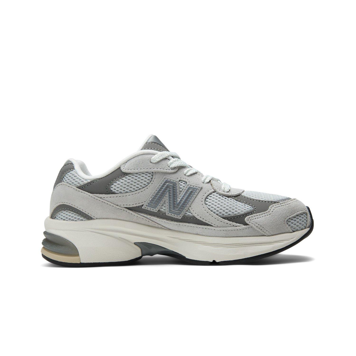 New Balance 2010 Grade School Boys' "Grey" Shoe