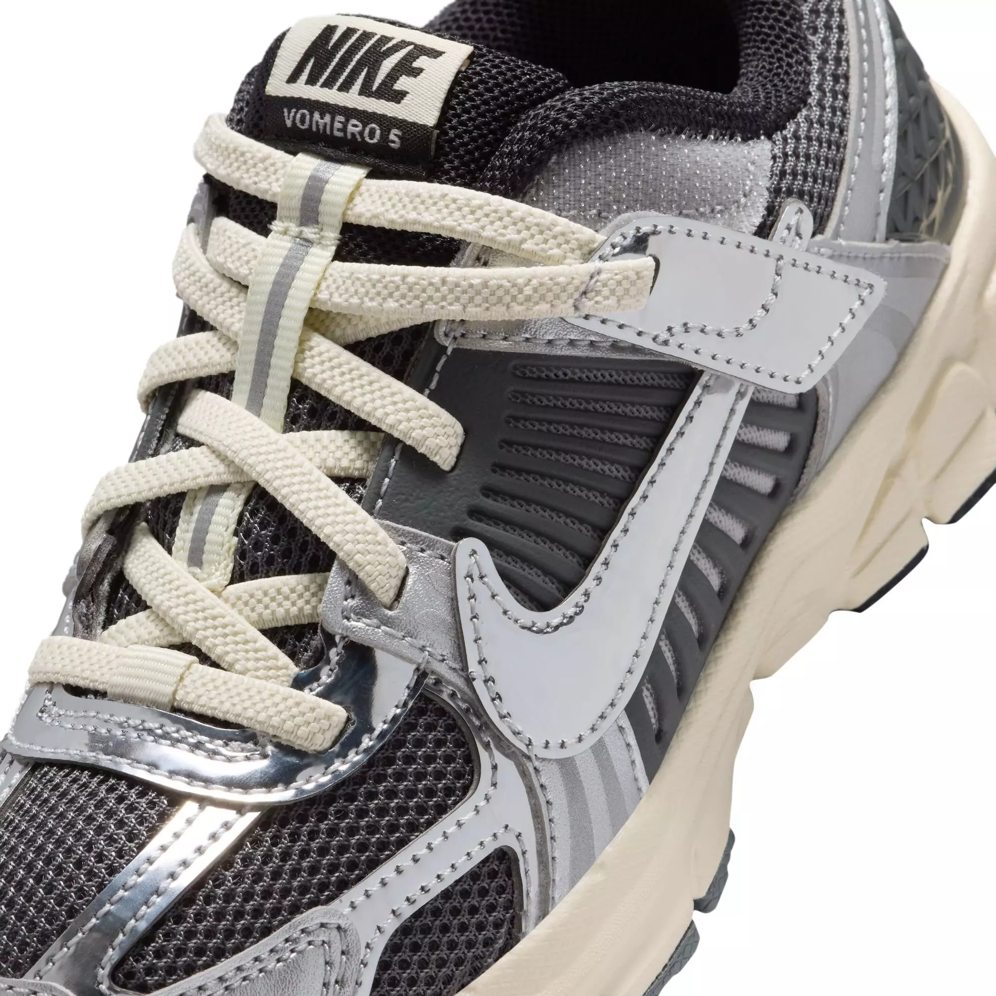 Nike Vomero 5 "Iron Grey/Chrome/Metallic Silver" Preschool Boys' Shoe - GREY/SILVER