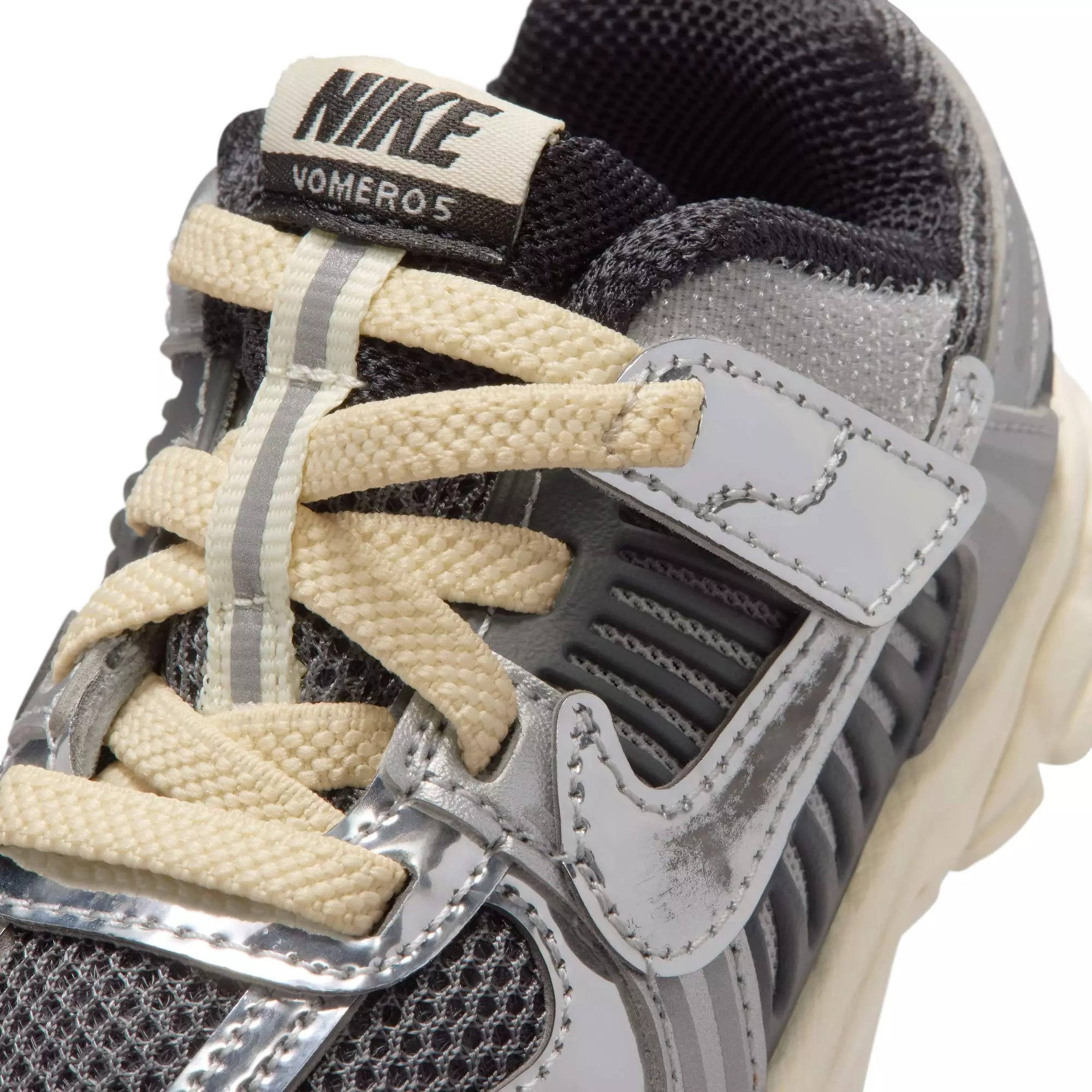 Nike Vomero 5 "Iron Grey/Chrome/Metallic Silver" Toddler Boys' Shoe - GREY/SILVER