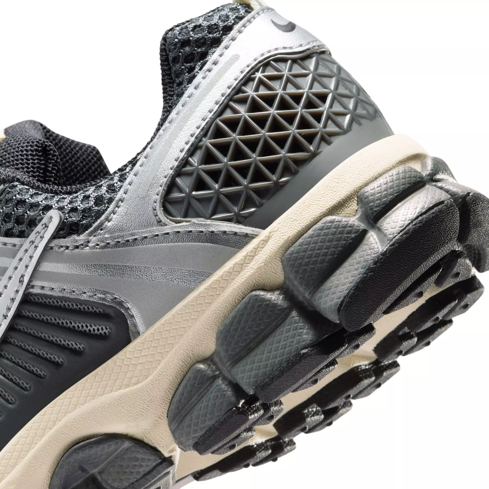 Nike Vomero 5 "Iron Grey/Chrome/Metallic Silver" Grade School Boys' Shoe - GREY/SILVER