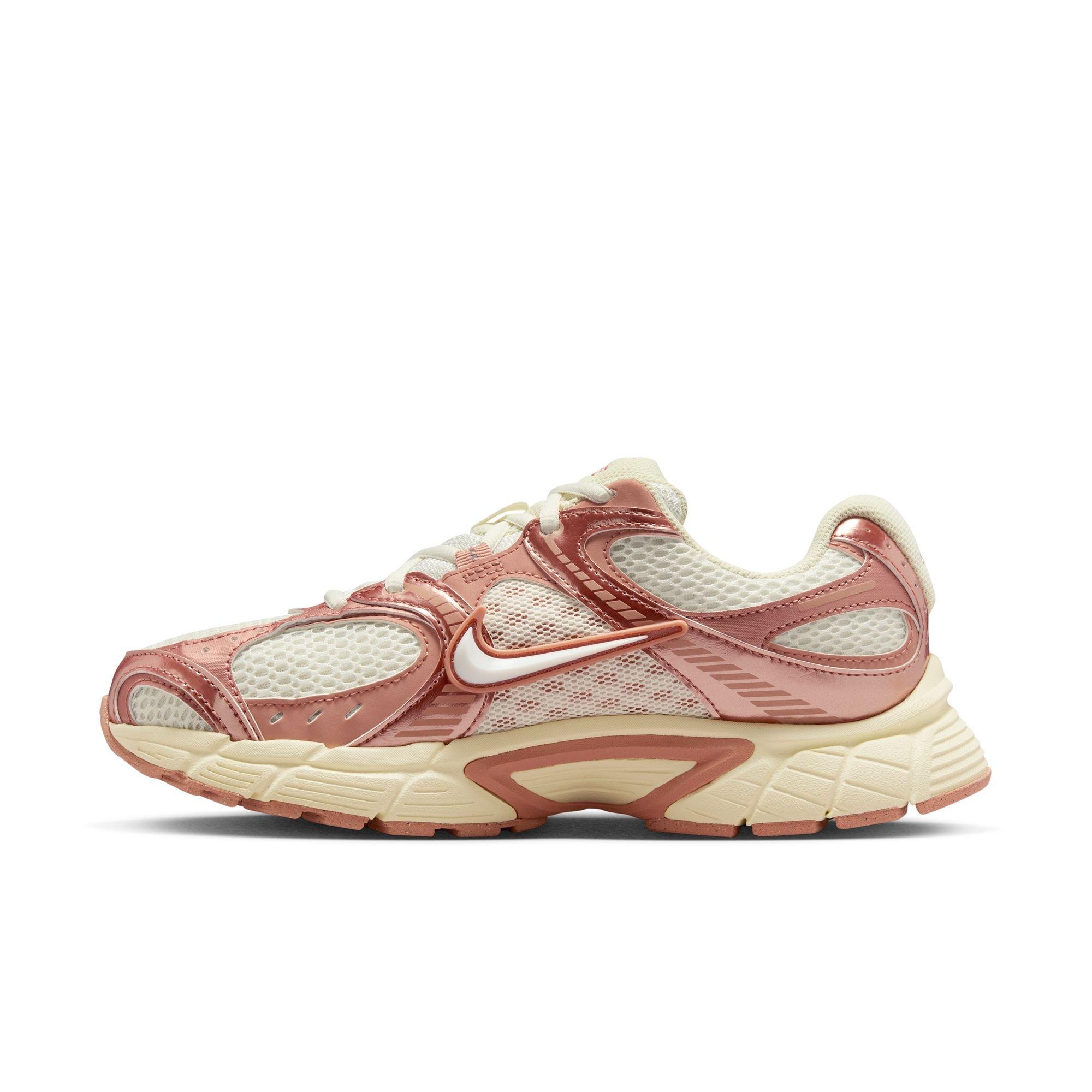 Nike V5 RNR "Sail/Rose Gold/Coconut Milk" Women's Shoe - ROSE GOLD Thumbnail View 4