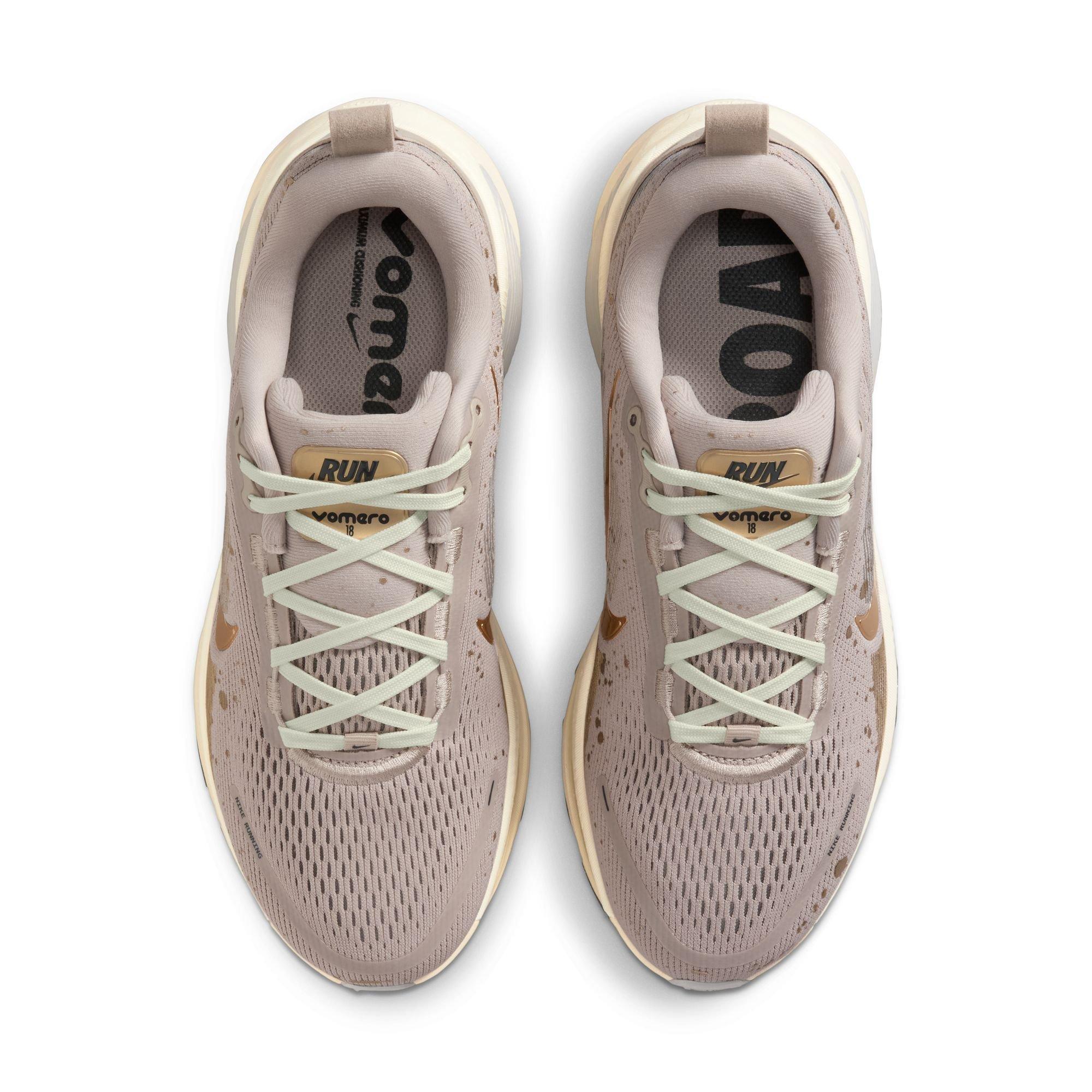 Nike Vomero 18 SE "Cream II/Mtlc Gold Grain/Coconut Milk" Women's Road Running Shoe - CREAM Thumbnail View 7