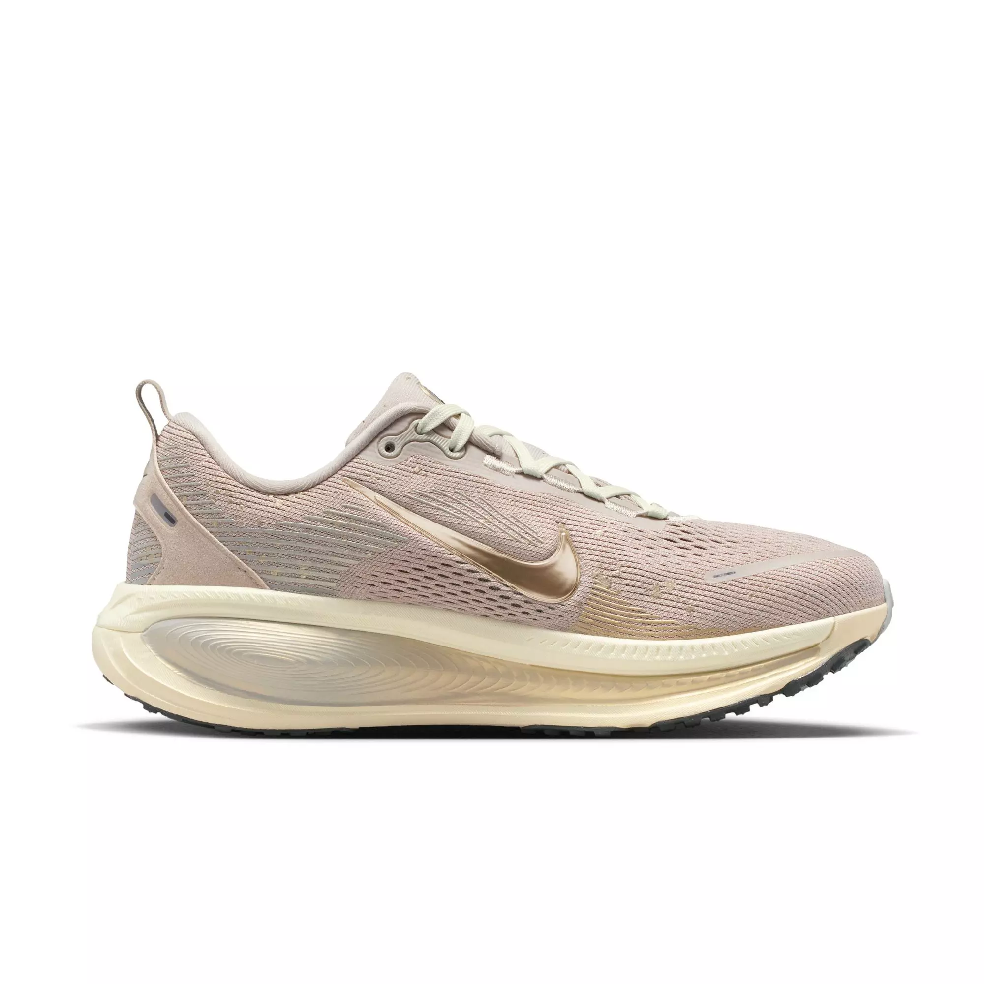 Nike Vomero 18 SE "Cream II/Mtlc Gold Grain/Coconut Milk" Women's Road Running Shoe - CREAM