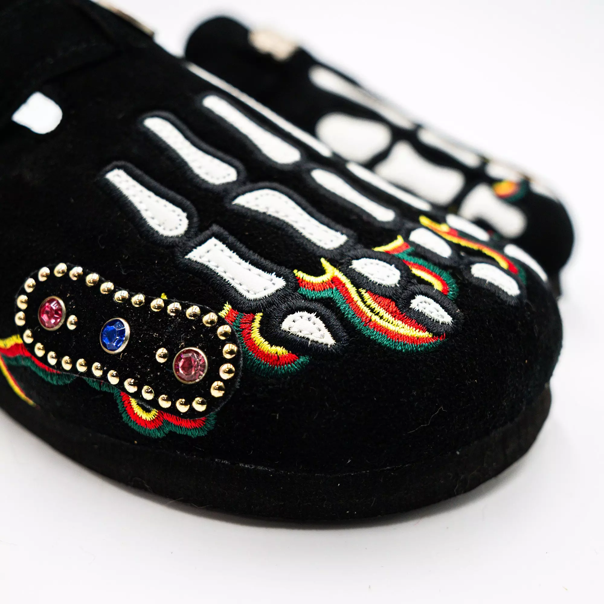 Octavious Marks "Joyas" Unisex Clog - BLACK/WHITE/RED