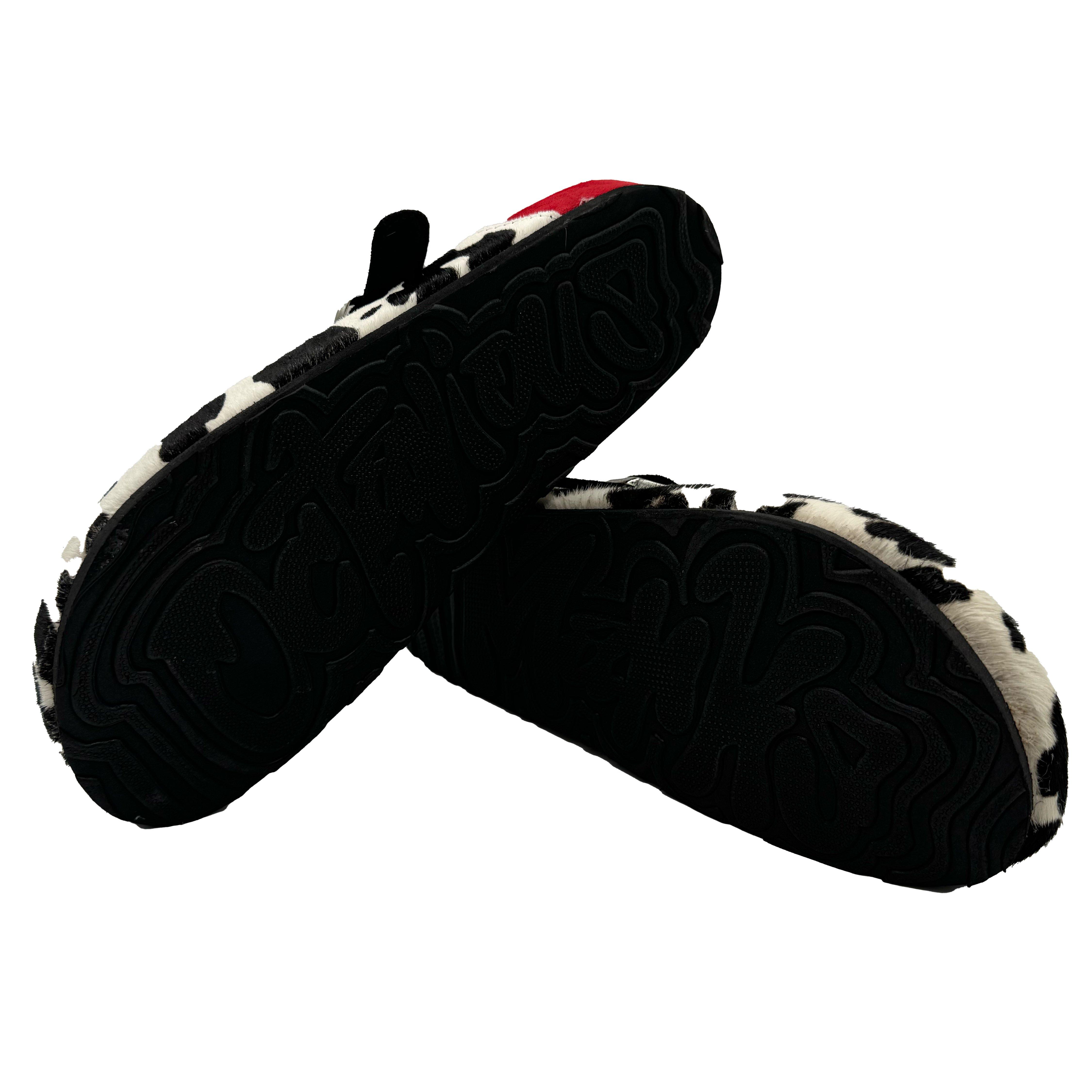 Octavious Marks "Cookies and Cream" Unisex Clog - BLACK/WHITE/RED Thumbnail View 5