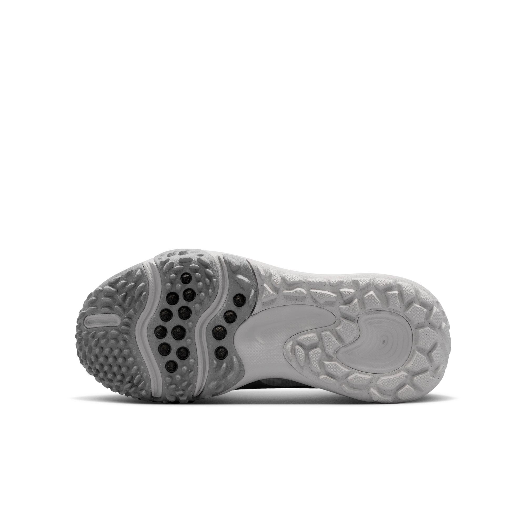 Nike Cross Turf "Photon Dust/Metallic Silver/Vast Grey" Grade School Boys' Baseball Shoe - GREY/WHITE Thumbnail View 9