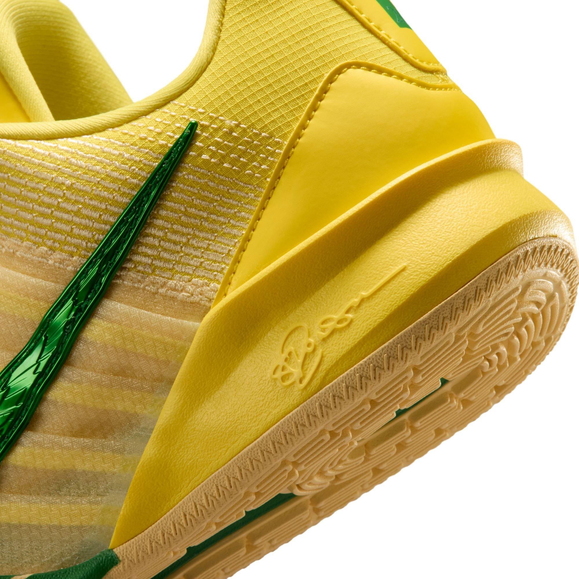 Nike Sabrina 3 "Oregon" Basketball Shoe - YELLOW STRIKE/APPLE GREEN Thumbnail View 6