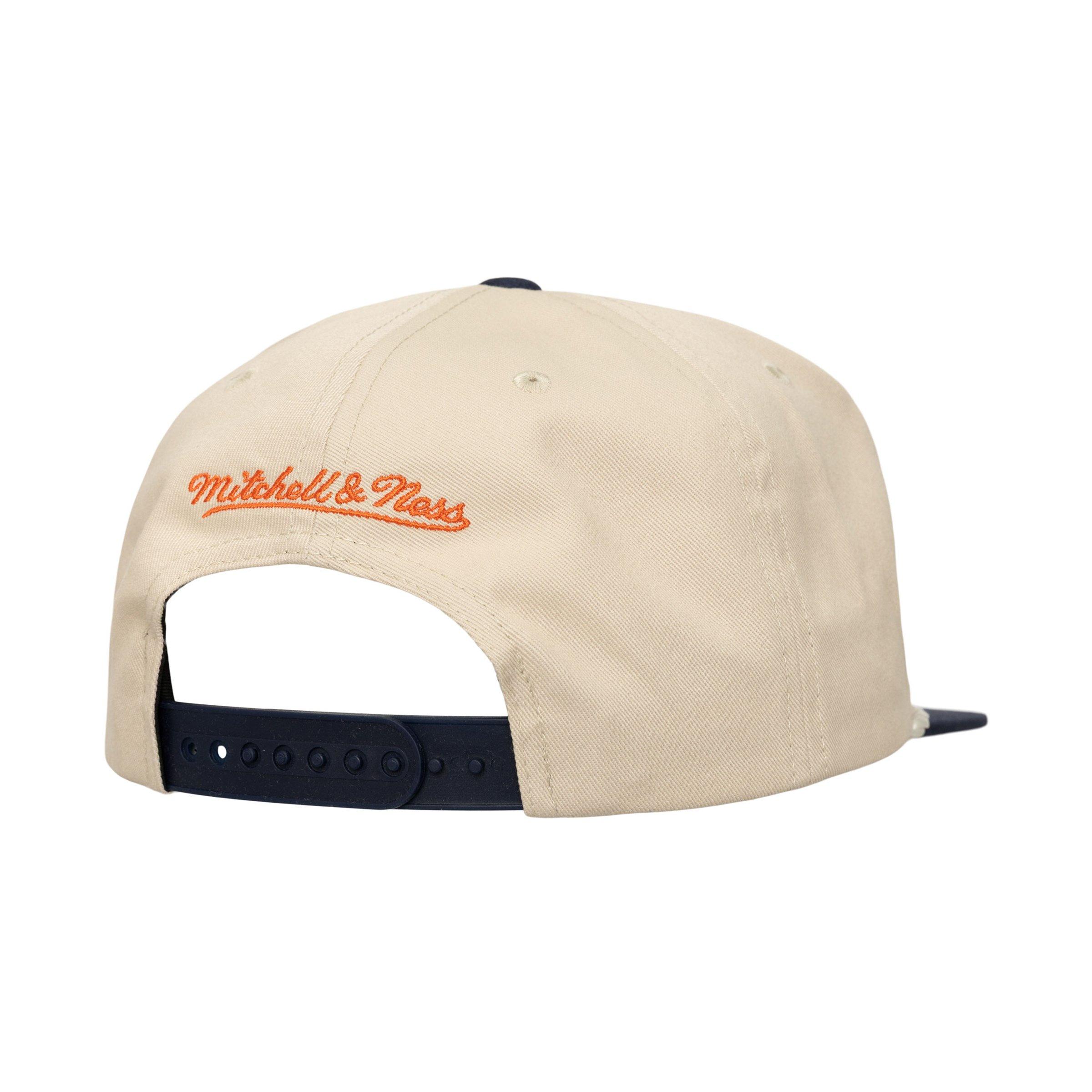 Mitchell &amp; Ness Houston Astros Cityscape Snapback Hat-Cream