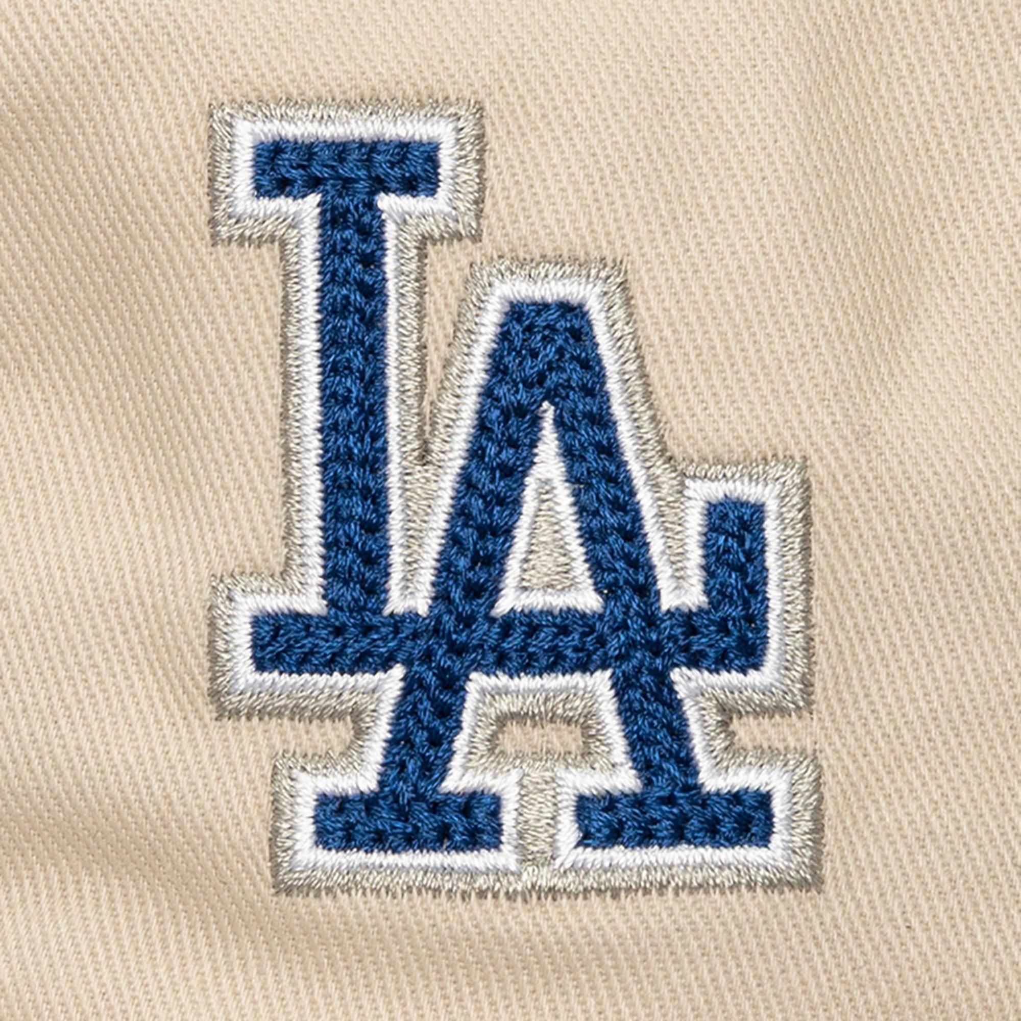 Mitchell &amp; Ness Los Angeles Dodgers Cityscape Snapback Hat-Cream