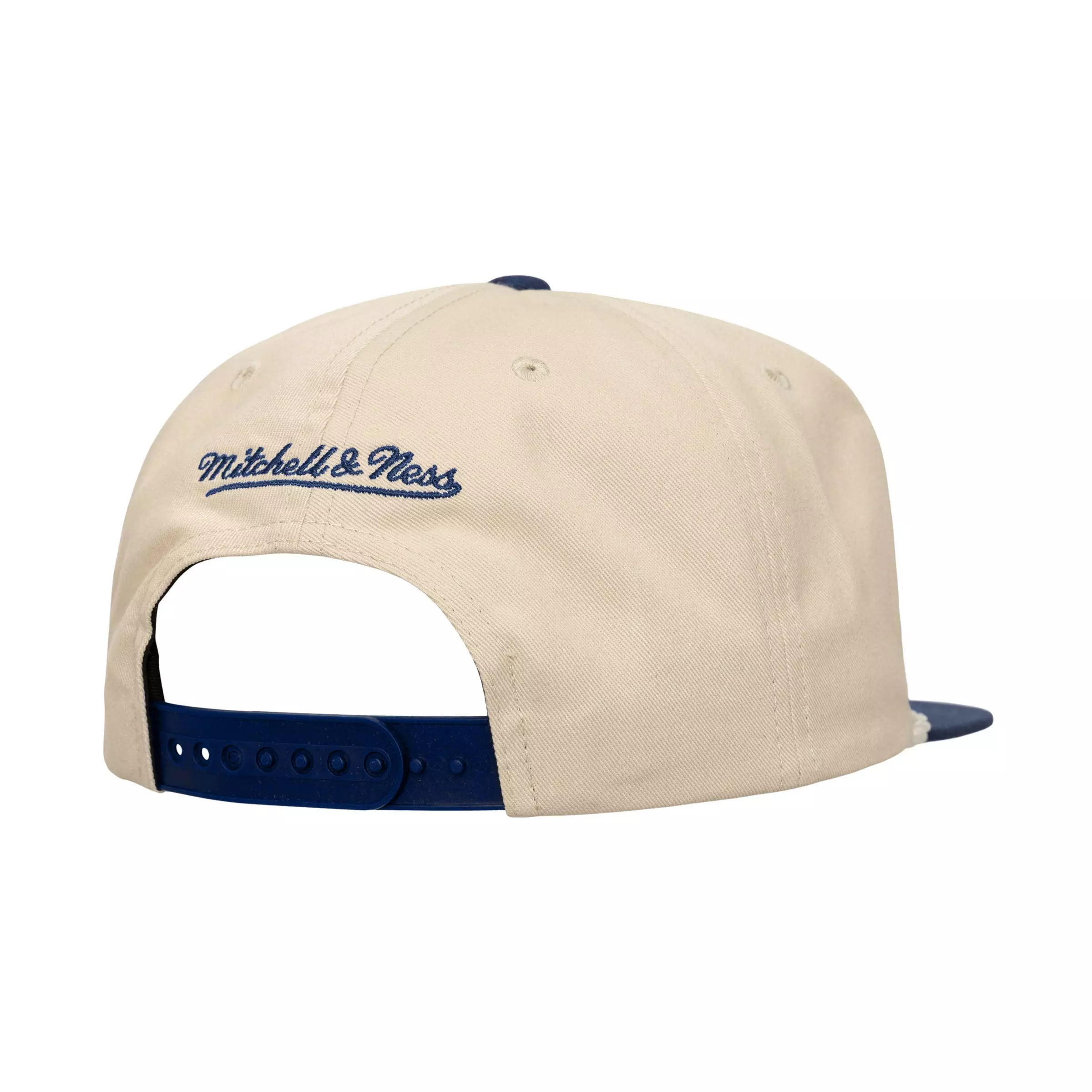 Mitchell & Ness Milwaukee Brewers Cityscape Snapback Hat-Cream - CREAM