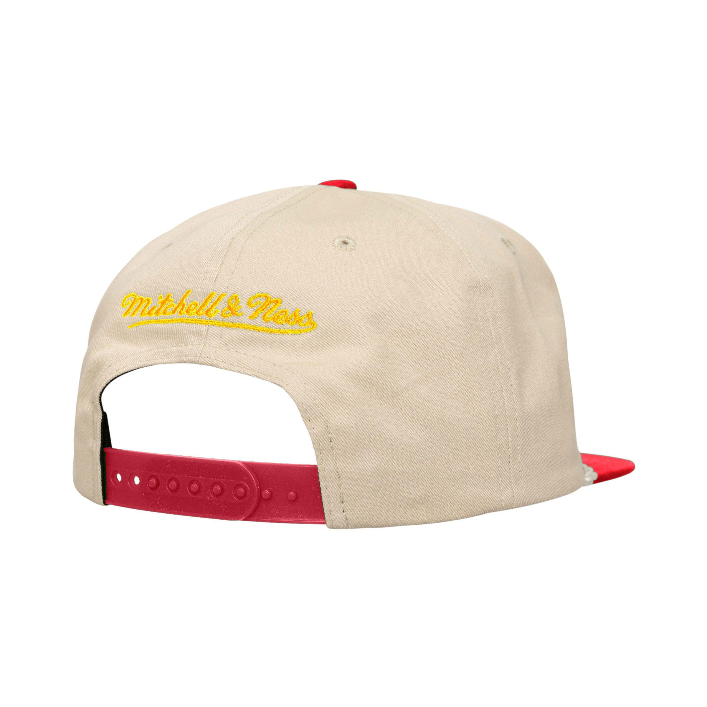 Mitchell & Ness Houston Rockets Cityscape Cream Snapback Hat