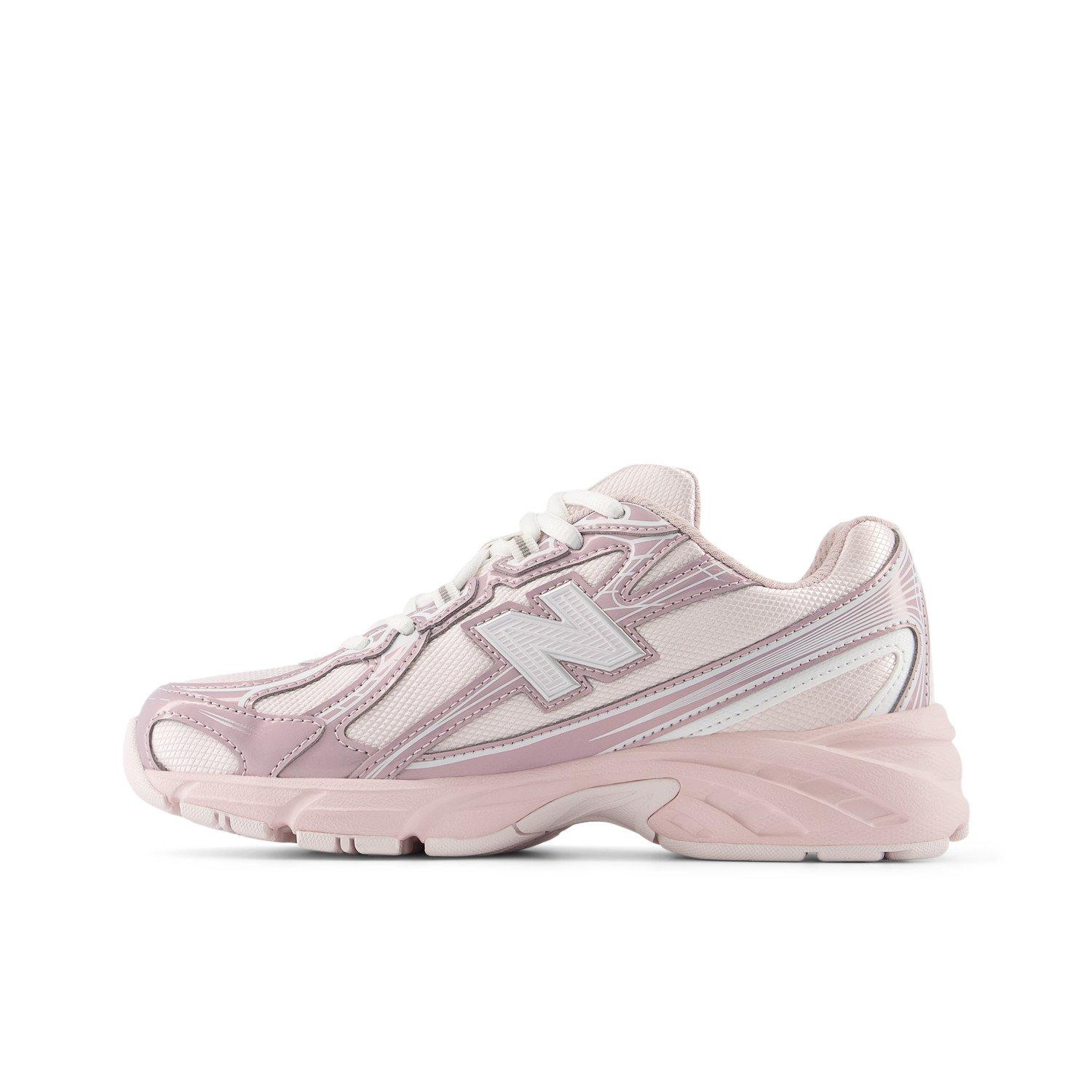 New Balance 740 Grade School Girls' "Pink" Shoe