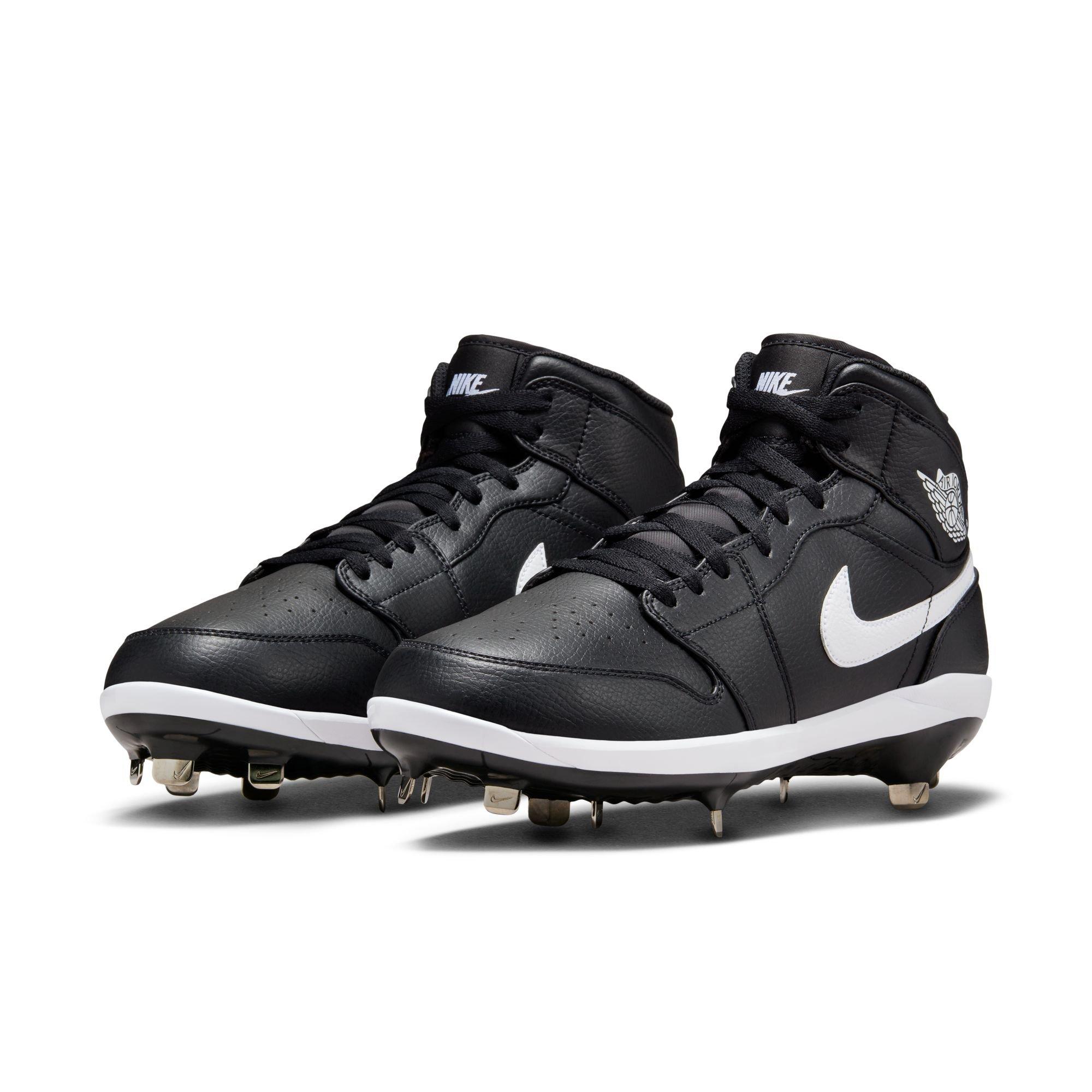 Jordan 1 Retro "Black/White" Men's Baseball Cleat - BLACK/WHITE Thumbnail View 5