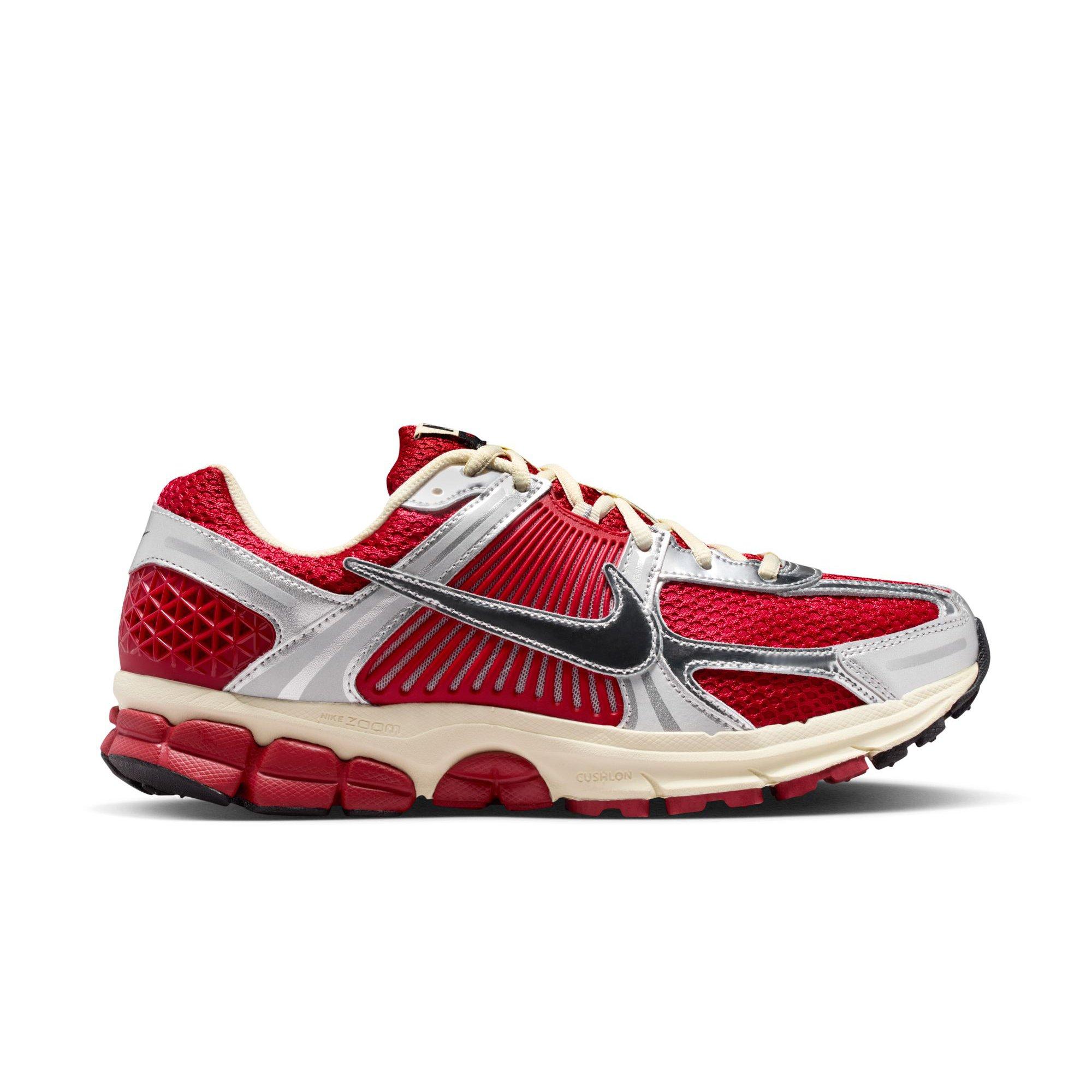 Nike Men\'s Silver and Red Athletic Shoes Men main image 4