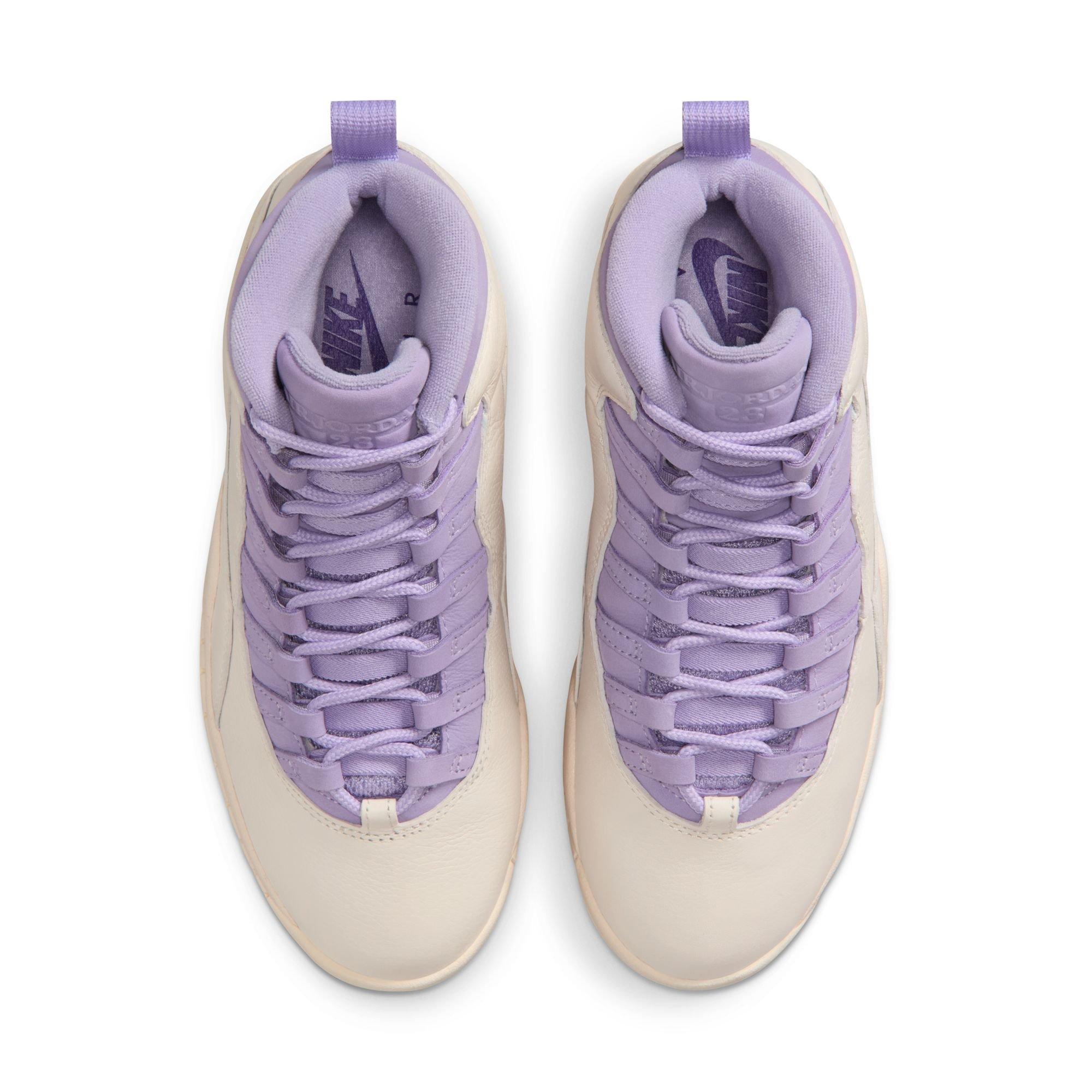 Jordan 10 Retro &ldquo;Hydrangeas&rdquo; Women's Shoe - CHALK/HYDRANGEAS/WILD GRAPE Thumbnail View 10