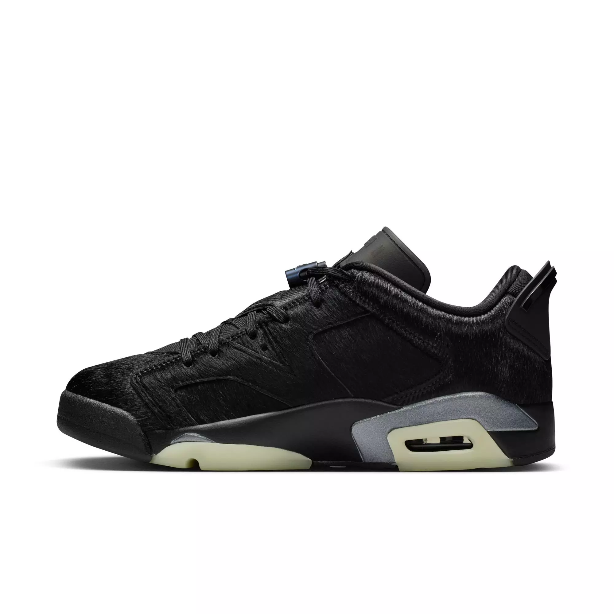 Jordan 6 Retro Low "Blackout" Women's Shoe - BLACK