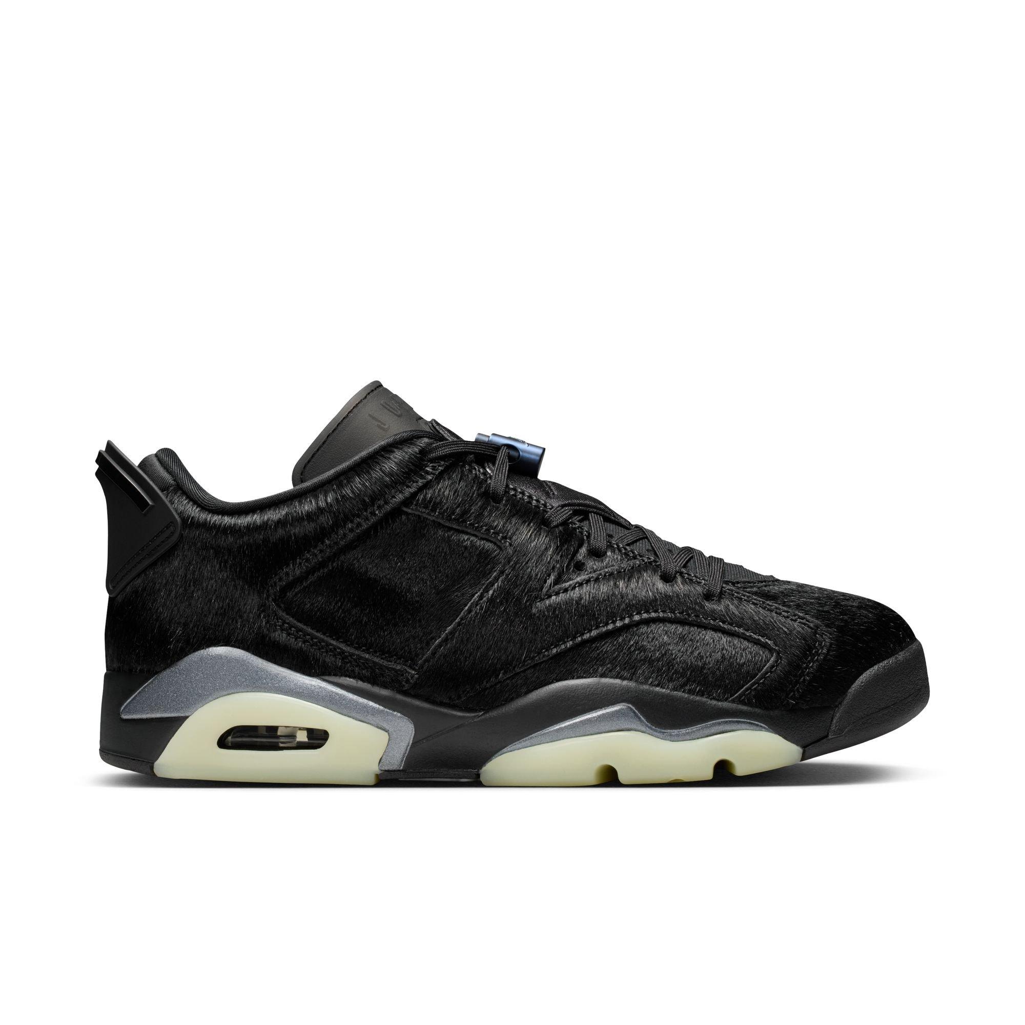 Jordan 6 Retro Low "Blackout" Women's Shoe - BLACK Thumbnail View 2