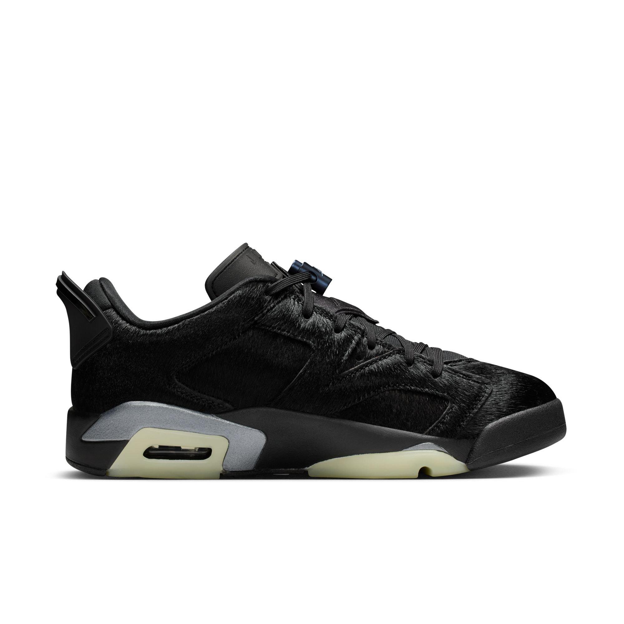 Jordan 6 Retro Low "Blackout" Women's Shoe - BLACK Thumbnail View 3