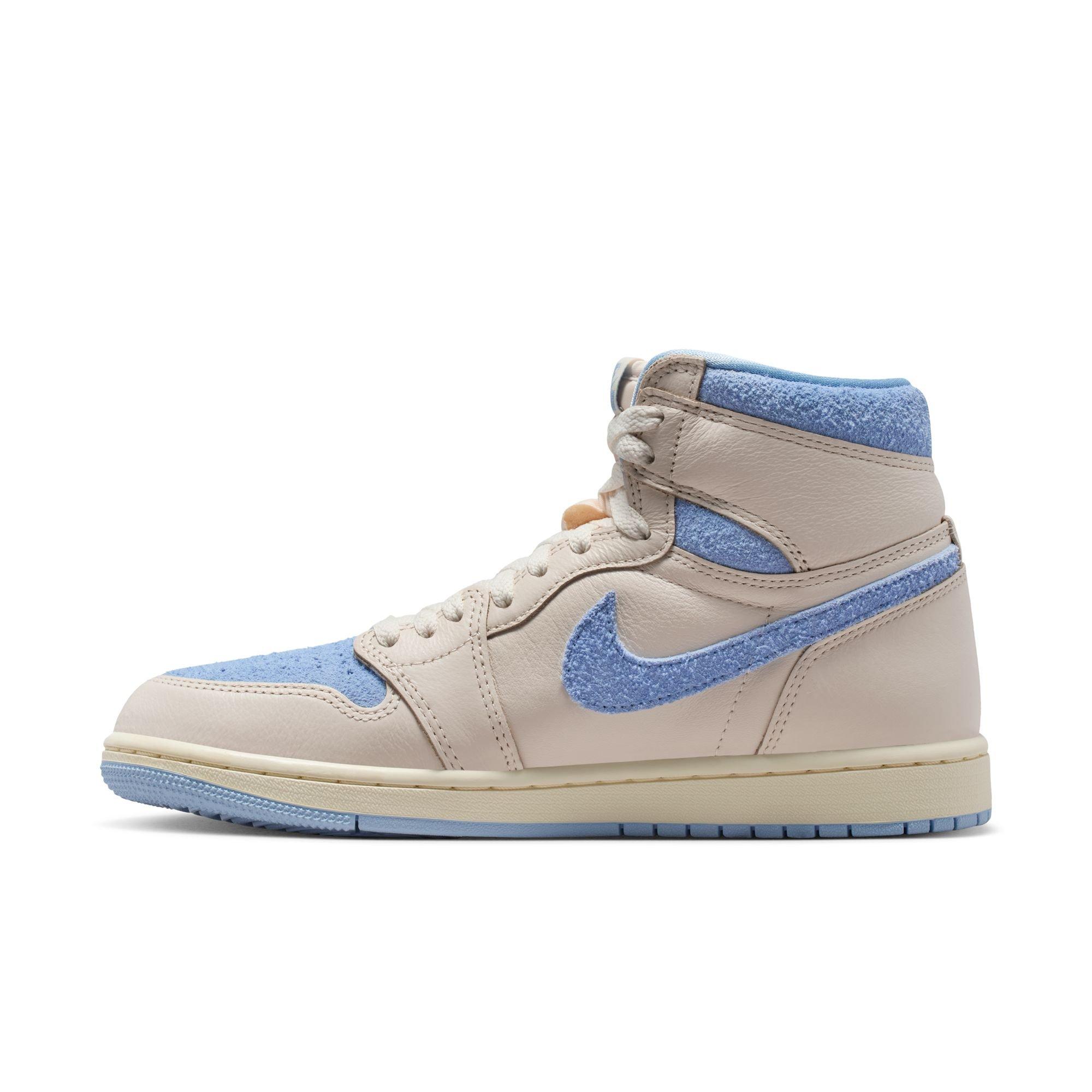 Jordan 1 Retro High OG &ldquo;Psychic Blue&rdquo; Women's Shoe - PALE IVORY/PSYCHIC BLUE/COCONUT MILK Thumbnail View 12