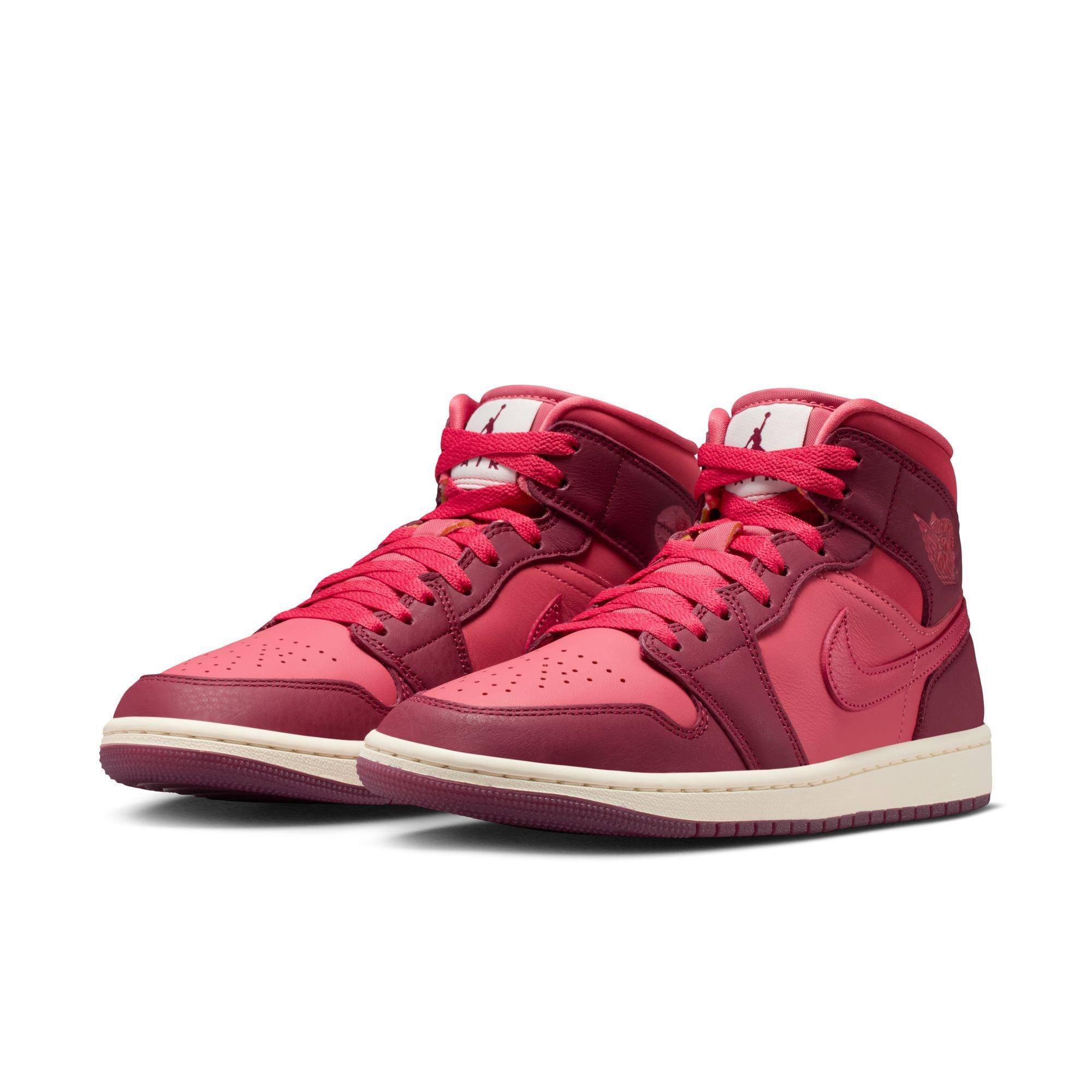 Jordan 1 Mid SE "Team Red/Sierra Red/Pueblo Red" Women's Shoe - RED/PINK Thumbnail View 5