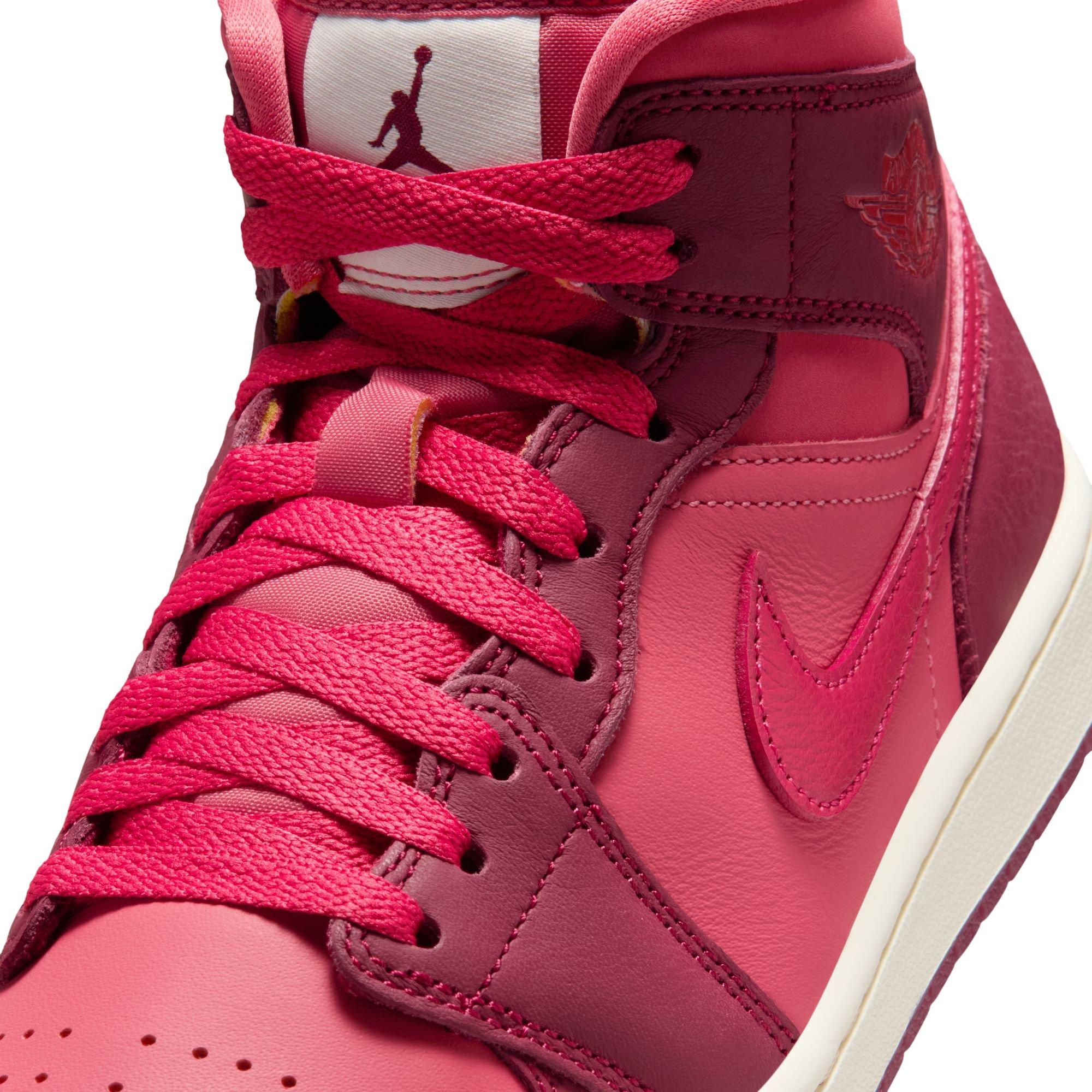 Jordan 1 Mid SE "Team Red/Sierra Red/Pueblo Red" Women's Shoe - RED/PINK Thumbnail View 9