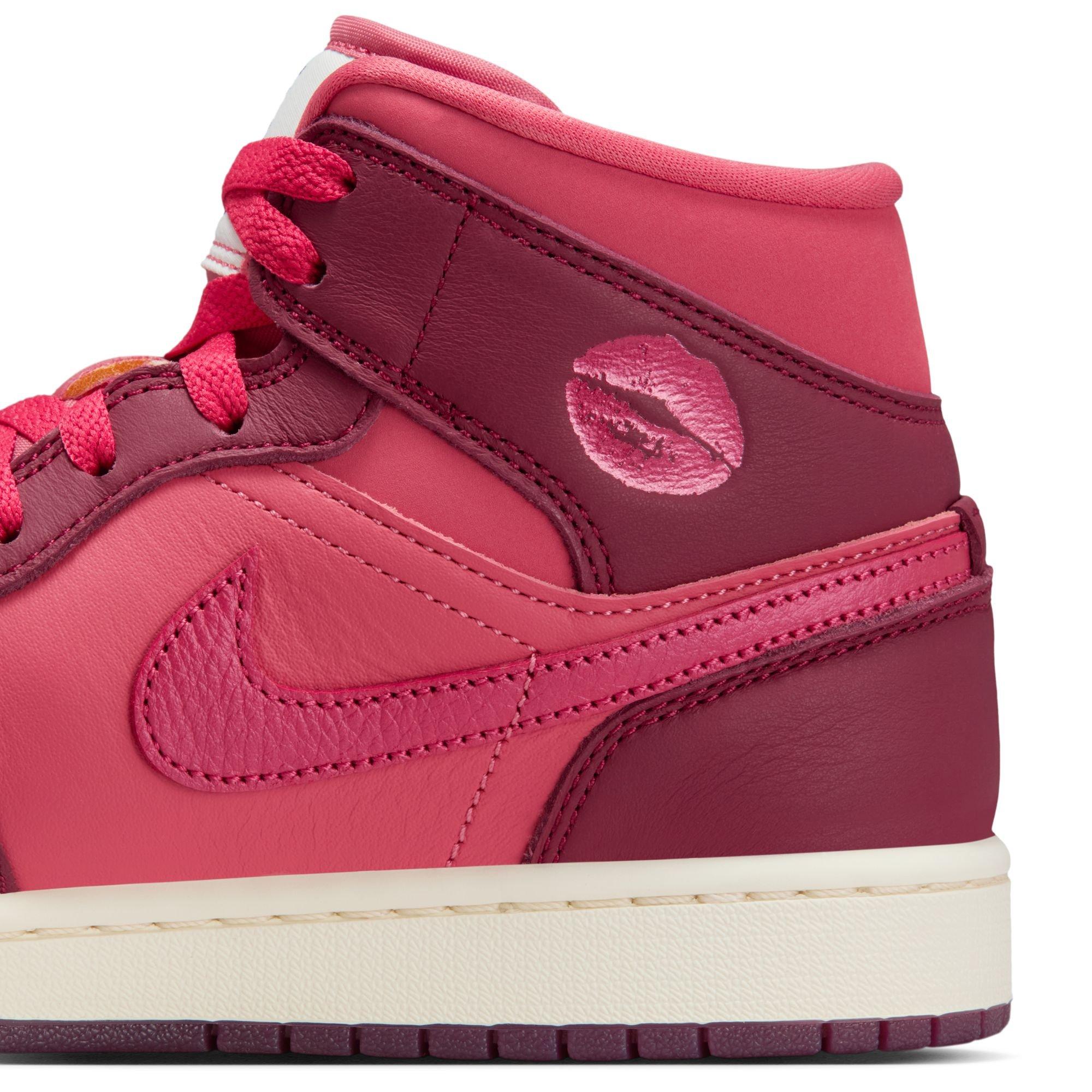 Jordan 1 Mid SE "Team Red/Sierra Red/Pueblo Red" Women's Shoe - RED/PINK Thumbnail View 10