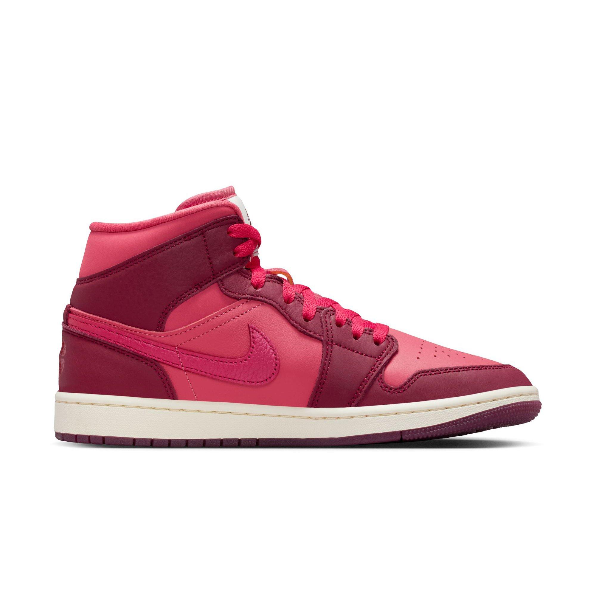 Jordan 1 Mid SE Women