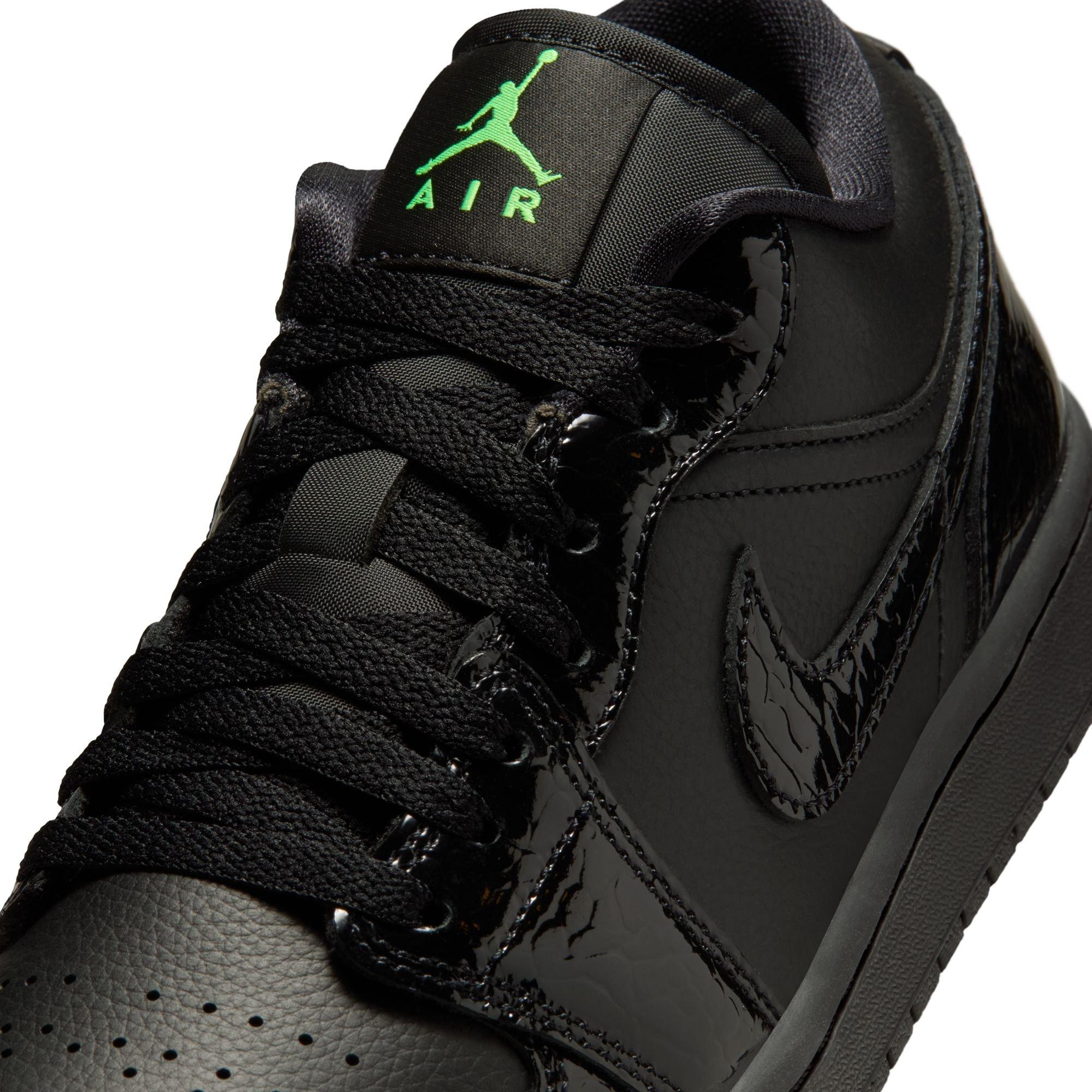 Jordan 1 Low SE "Black/Scream Green" Women's Shoe - BLACK/GREEN Thumbnail View 9
