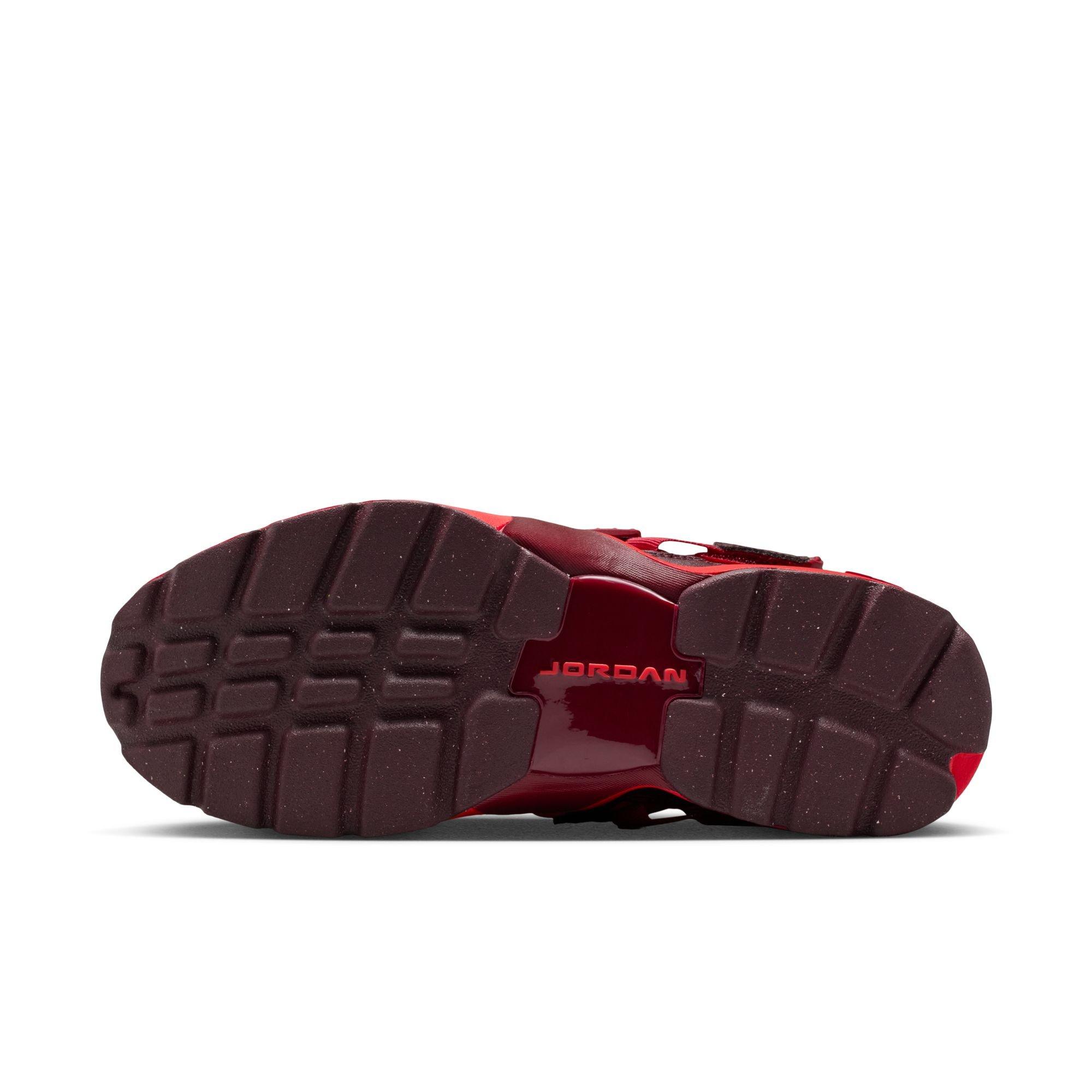 Jordan Trunner LX "Chile Red/Team Red/Reflective Silver" Women's Shoe - CRIMSON Thumbnail View 9