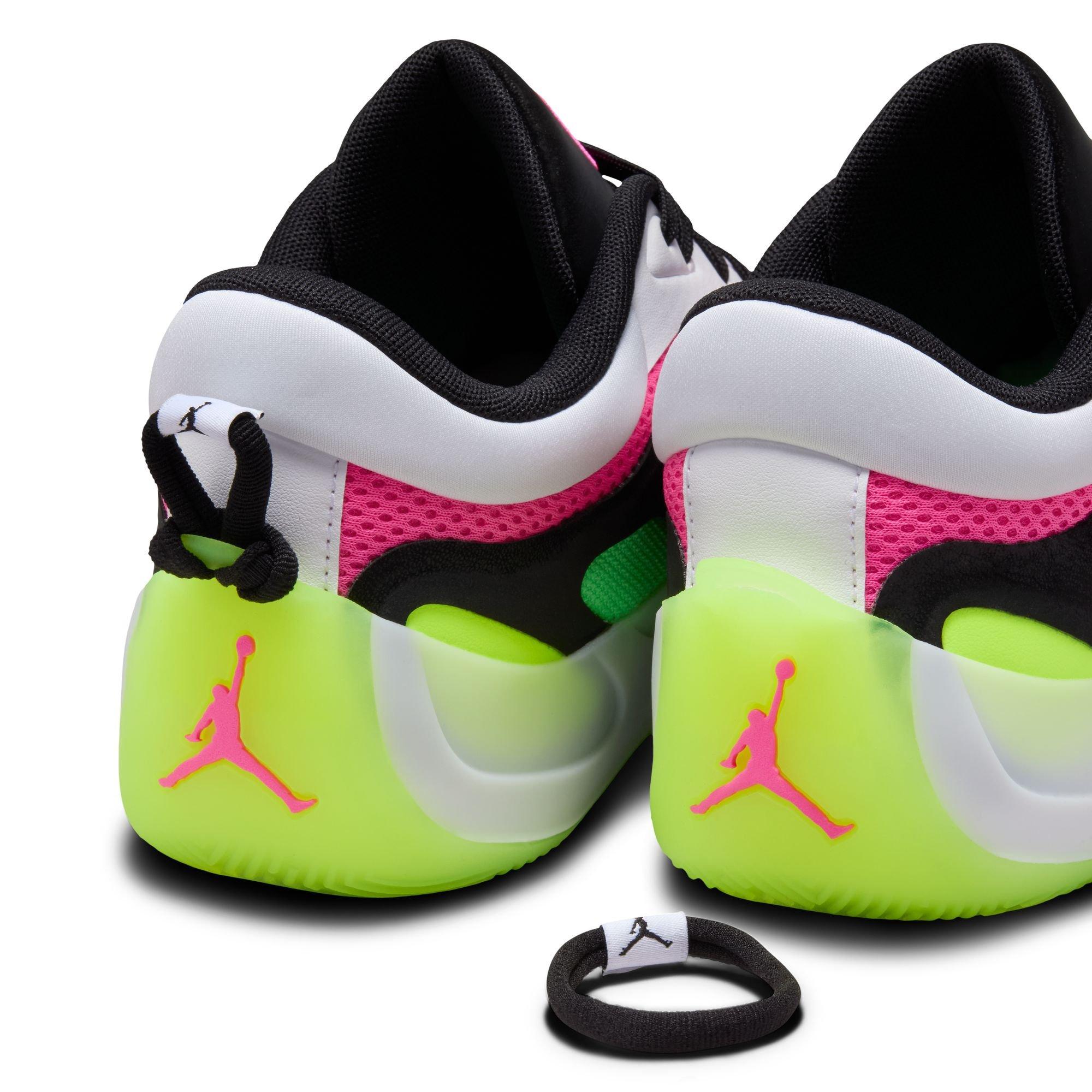 Jordan Heir Series 2 "Pink Blast" Women's Basketball Shoe - WHITE/PINK/GREEN Thumbnail View 8