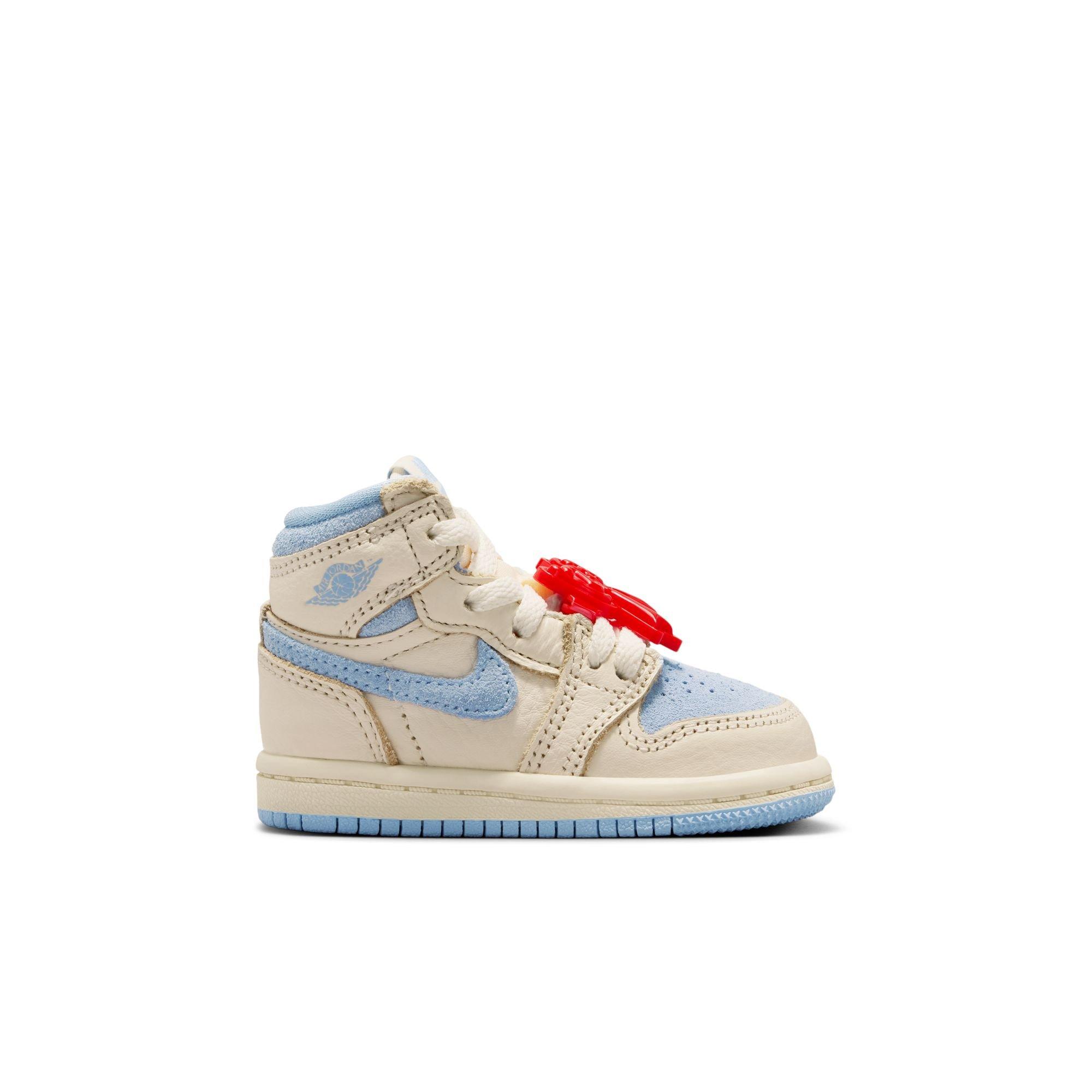 Jordan 1 Retro High OG &ldquo;Psychic Blue&rdquo; Toddler Girls' Shoe - PALE IVORY/PSYCHIC BLUE/COCONUT MILK Thumbnail View 2
