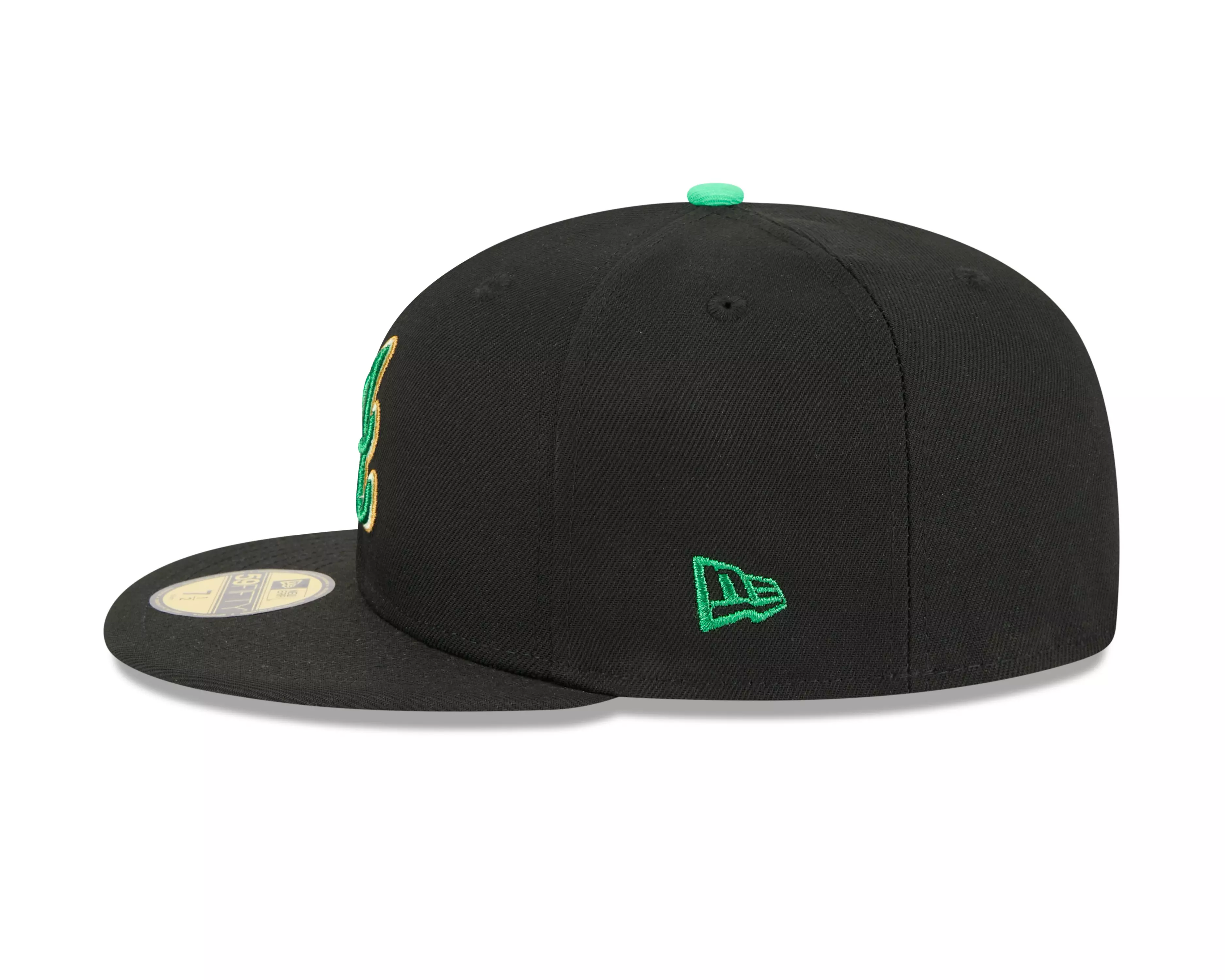 New Era Atlanta Braves 59FIFTY St. Paddy's Fitted Hat-Black/Green - BLACK/GREEN
