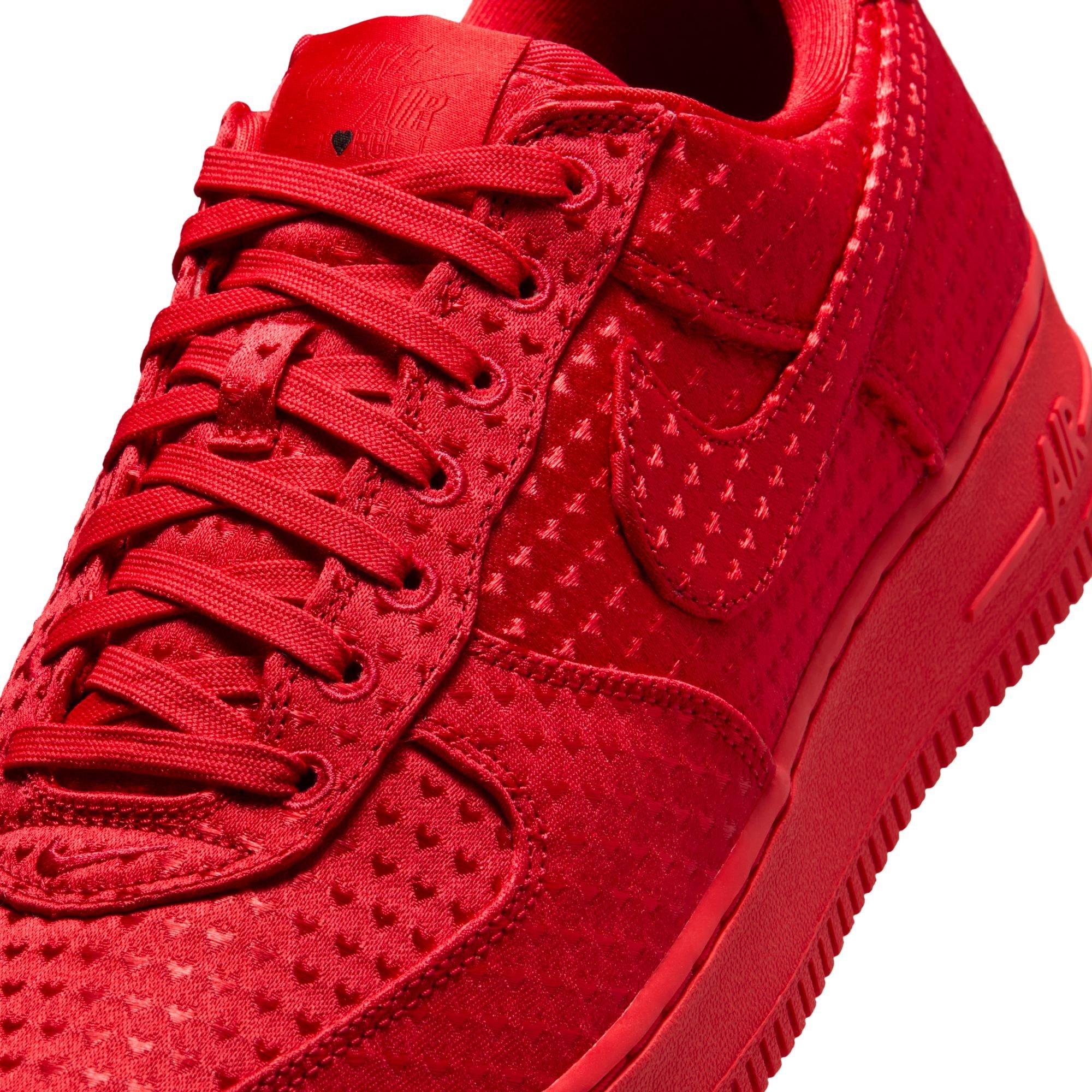 Nike Air Force 1s broken‎ heart men’s sneaker. Size 8.5 Nike Air Force 1 Low SE Valentines Day Triple Black Mens  main image 4