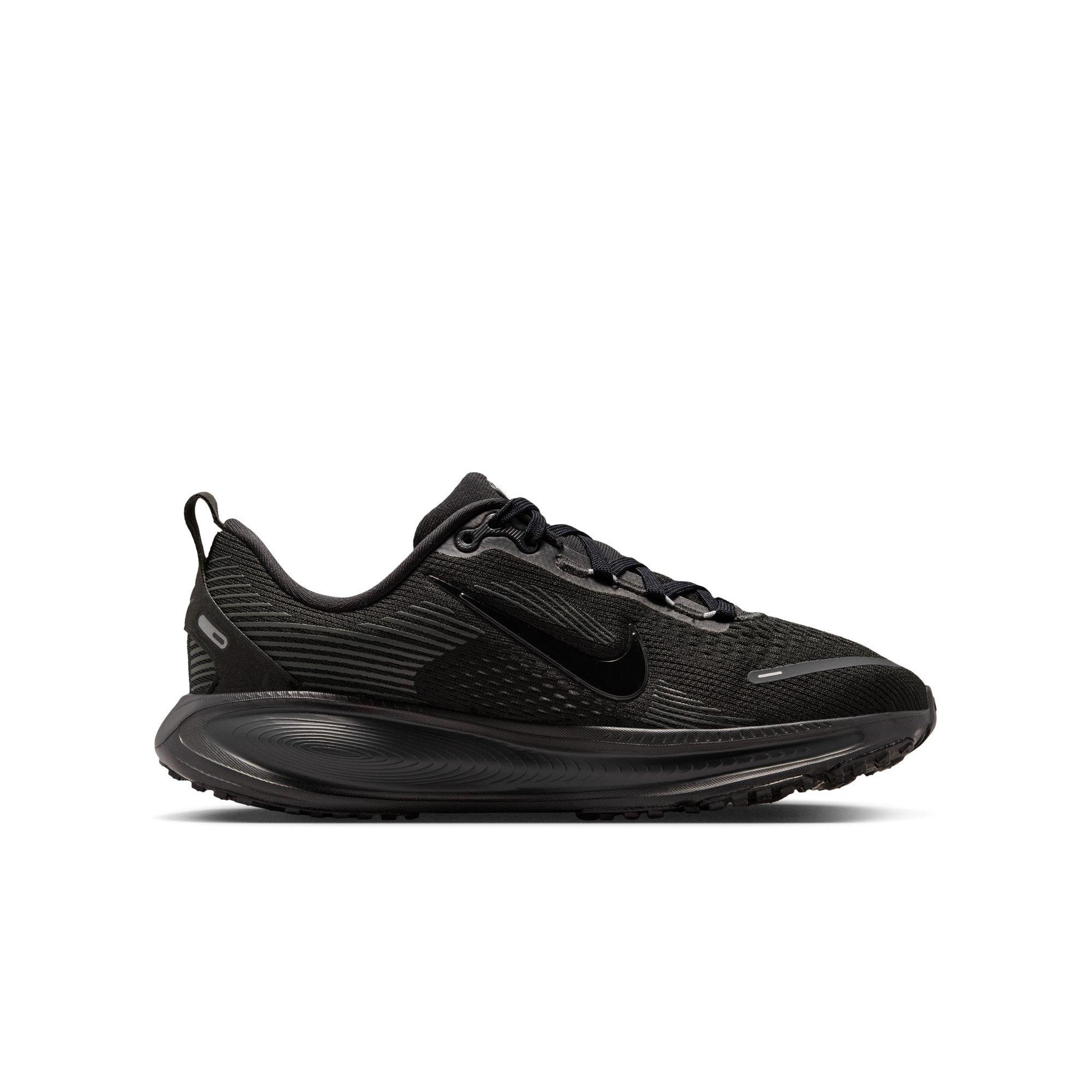 Nike Vomero 18 "Black/Dk Smoke Grey/Lt Smoke Grey" Grade School Boys' Road Running Shoe - BLACK Thumbnail View 2