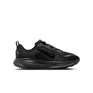Nike Vomero 18 "Black/Dk Smoke Grey/Lt Smoke Grey" Grade School Boys' Road Running Shoe