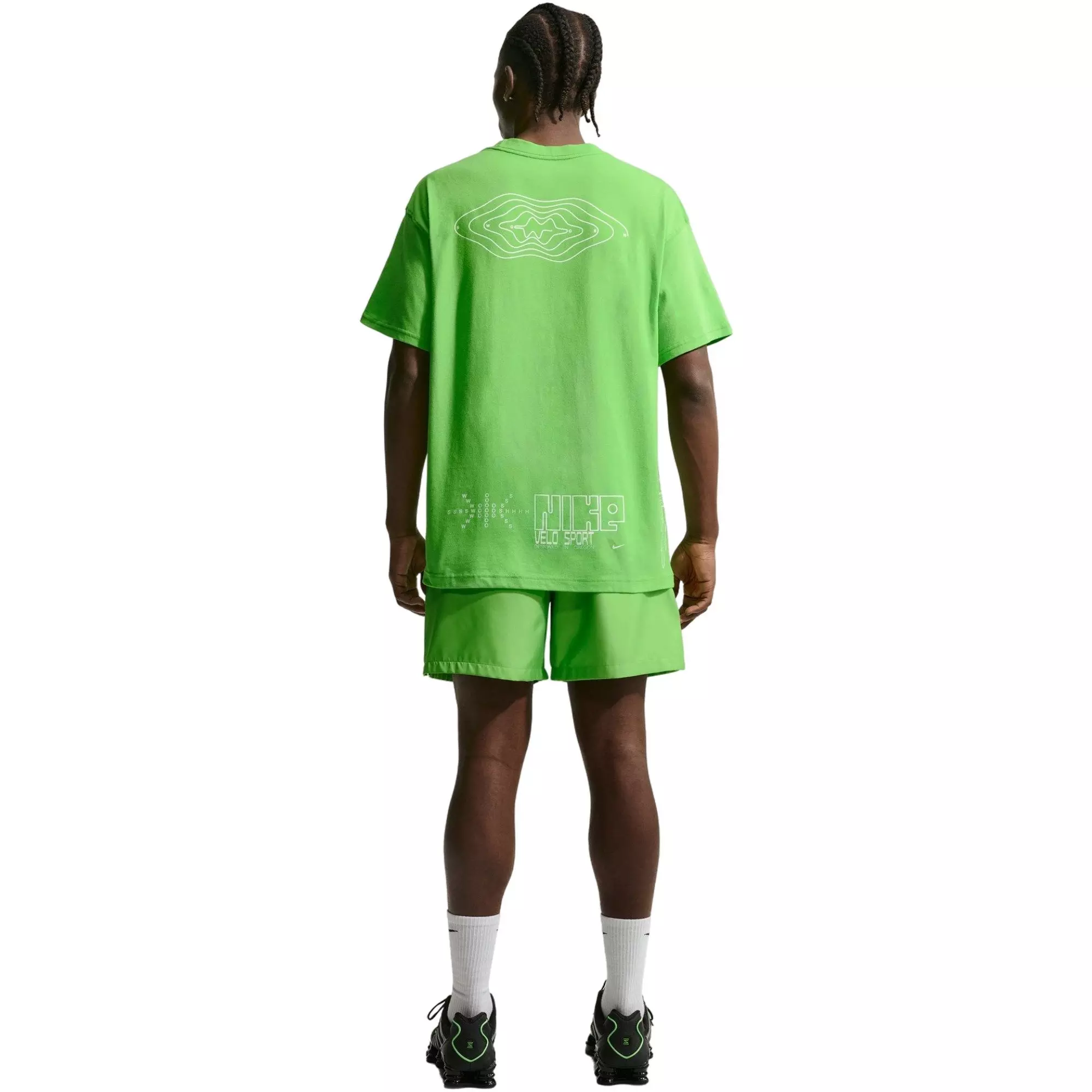 Nike Men's Sportswear Graphic Tee - Green - GREEN