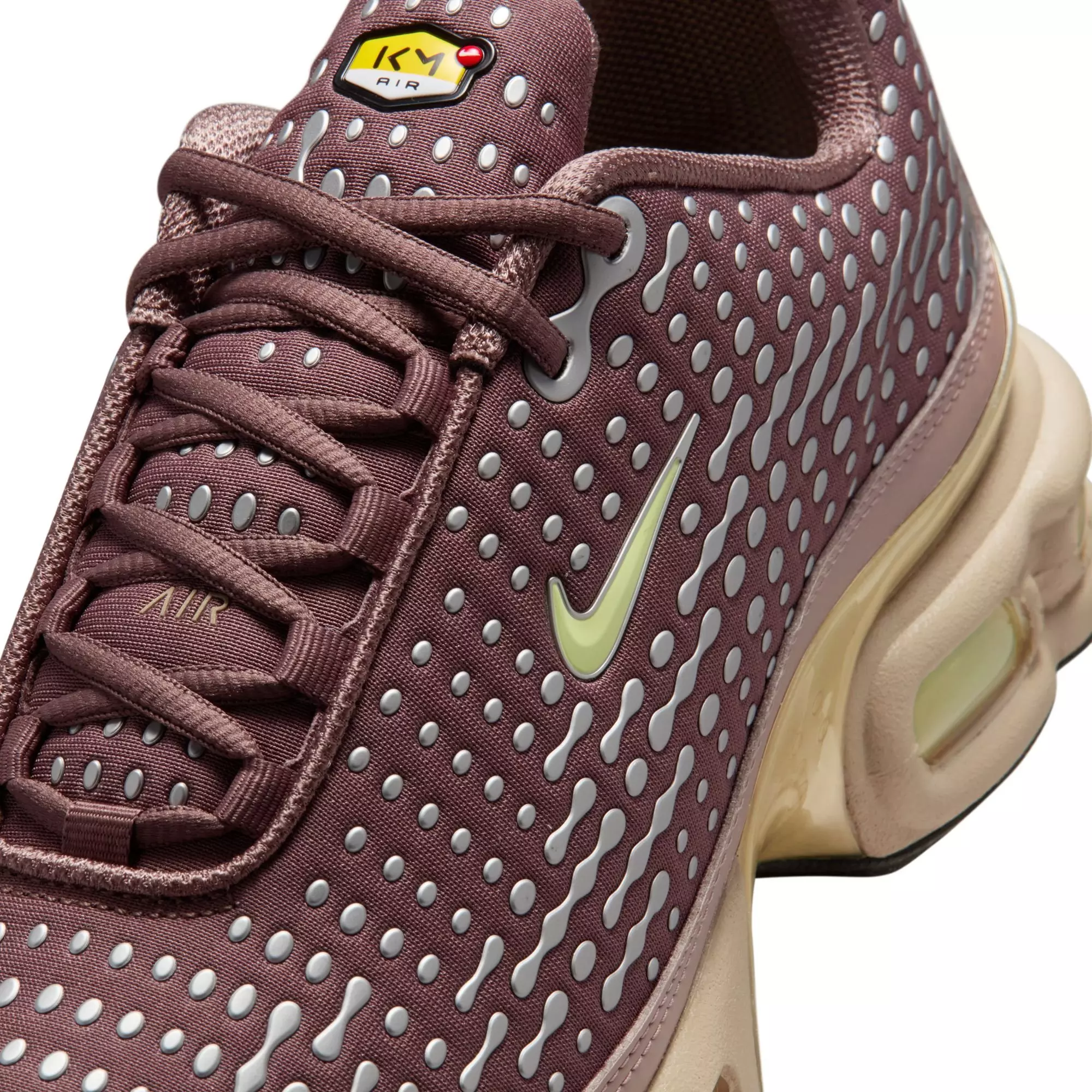 Nike Air Max Plus VII "Kylian Mbapp&eacute;" Men's Shoe - PLUM ECLIPSE/BARELY VOLT/METALLIC GOLD GRAIN/BLACK/MALT/METALLIC SILVER