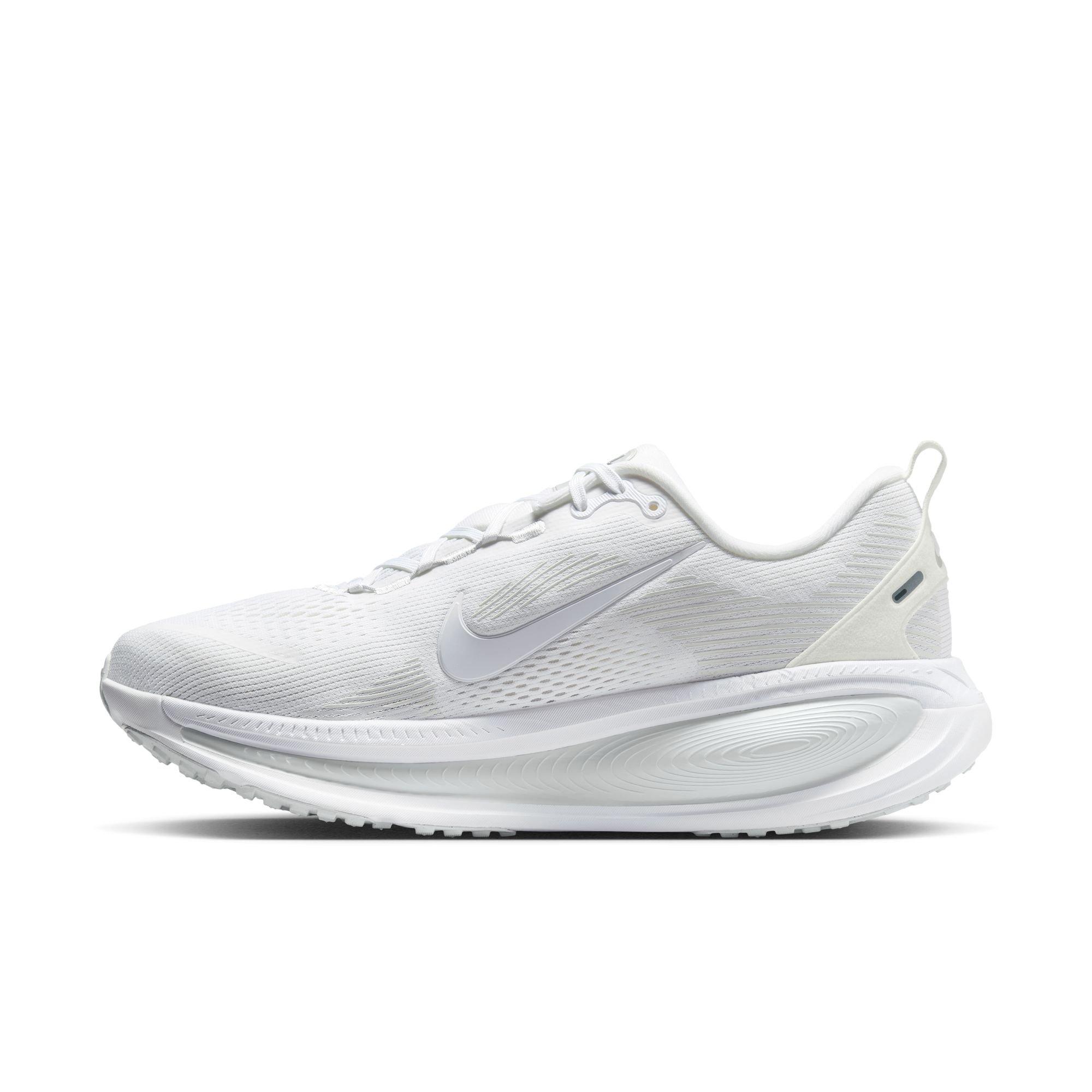 Nike Vomero 18 "White/Photon Dust/Summit White' Men's Road Running Shoe - WHITE Thumbnail View 3