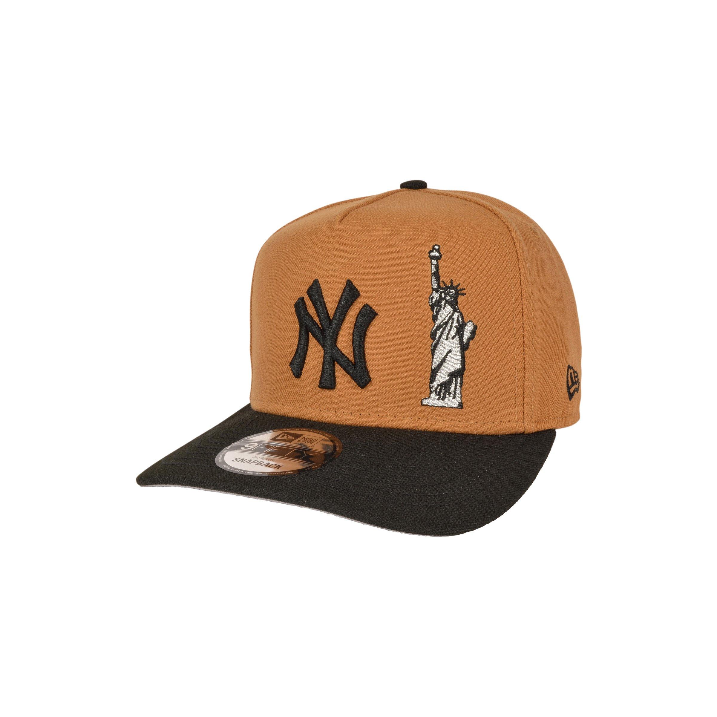 New Era New York Yankees 9FIFTY Lady Liberty Tan Snapback Hat
