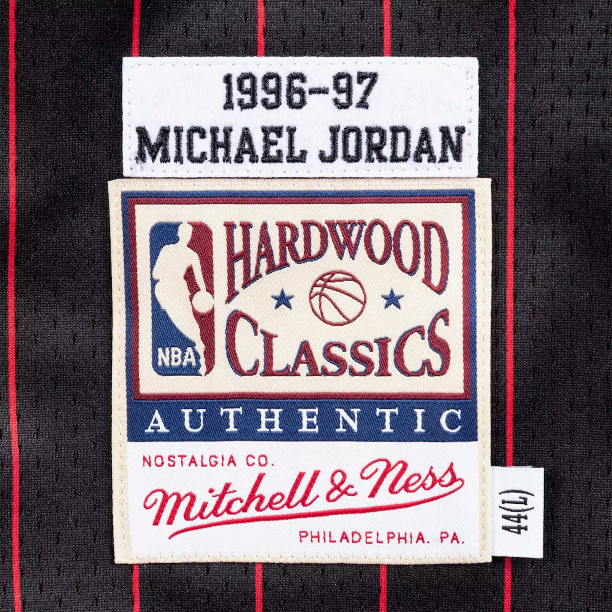 Mitchell & Ness Chicago Bulls Michael Jordan Authentic 1996 Jersey - Black - BLACK/RED