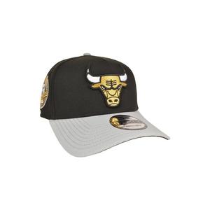 New Era Chicago Bulls 9FORTY A-Frame 6X Champs Snapback Hat-Black