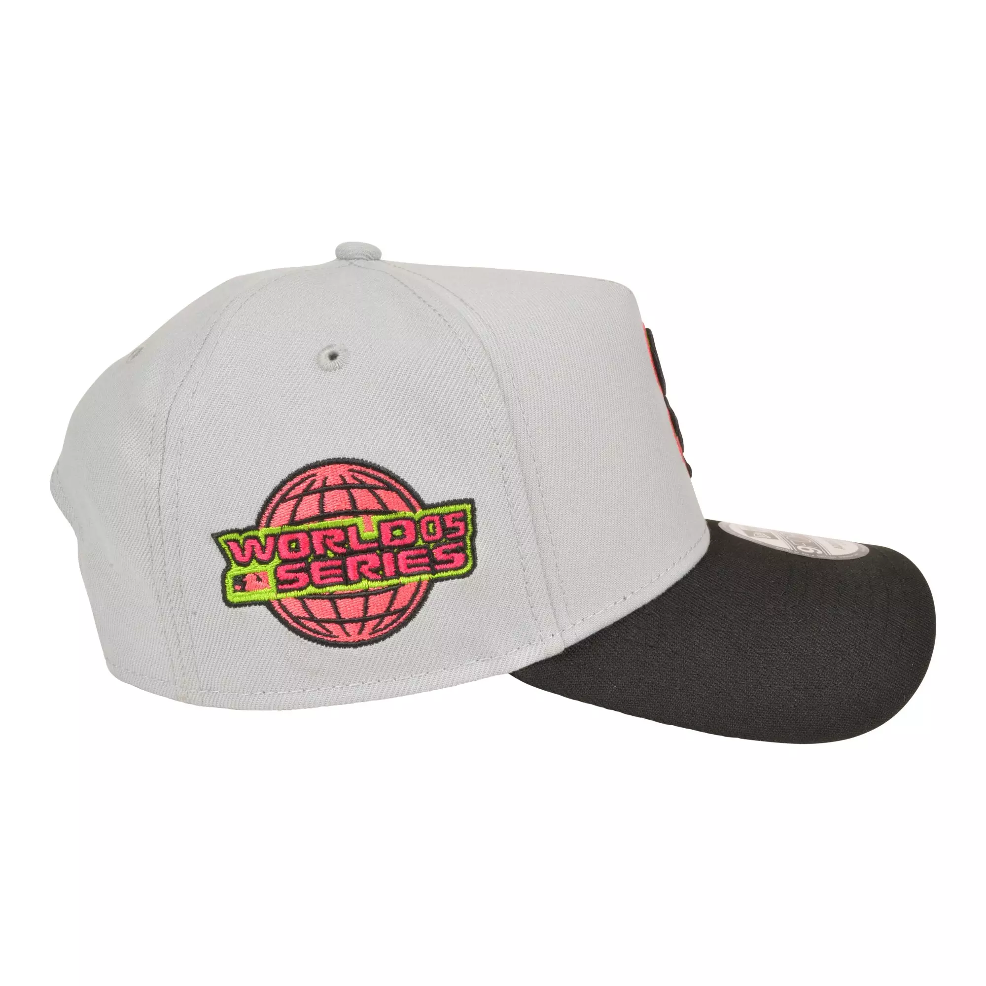 New Era Chicago White Sox 9FORTY A-Frame 2005 World Series Snapback Hat-Dark Grey/Black - GREY