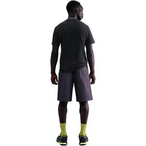 Nike Men's Sportswear Victory Statue Tee