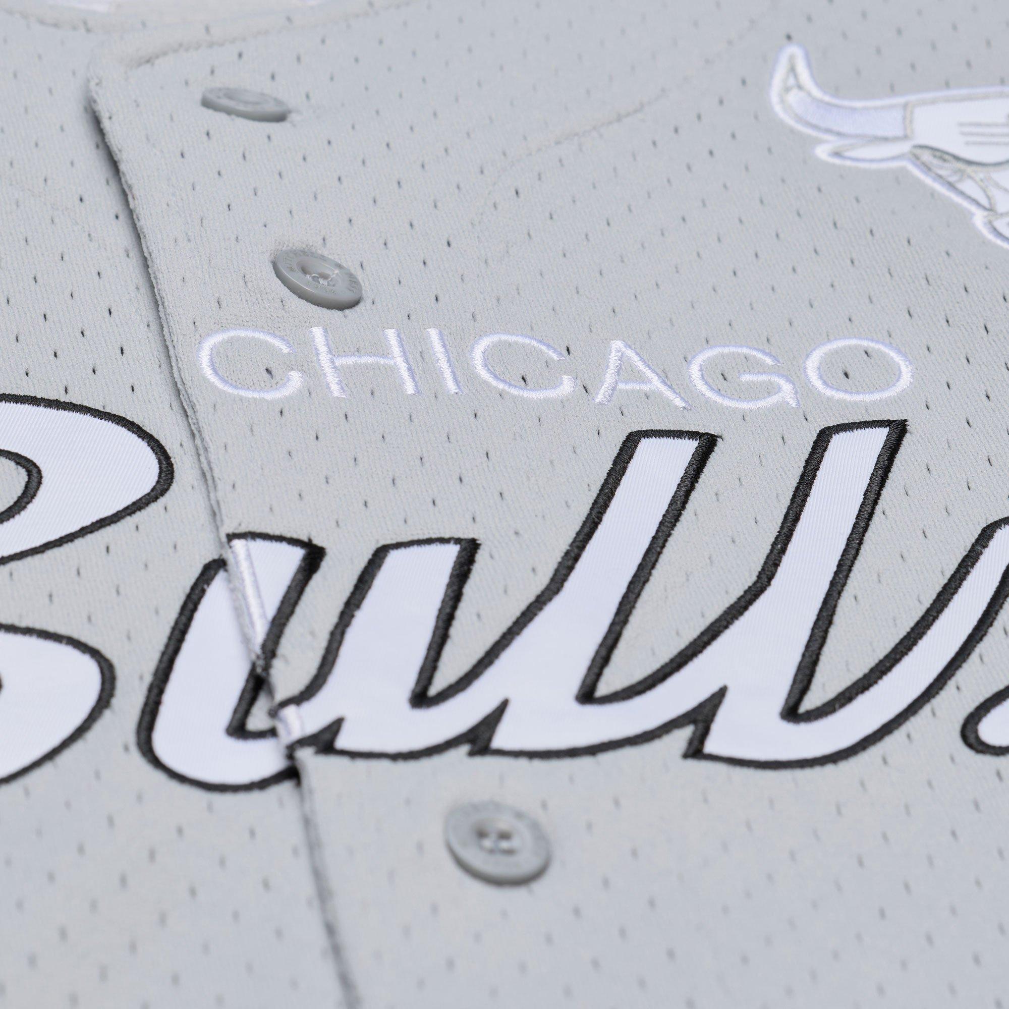 Mitchell & Ness Chicago Bulls Button Front Jersey-Grey - GREY/BLACK Thumbnail View 3