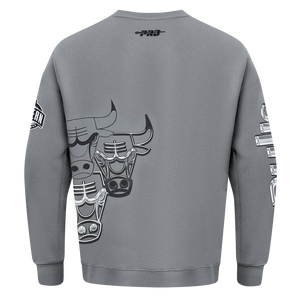 Pro Standard Chicago Bulls Grey Pack Fleece Crew Sweater-Grey