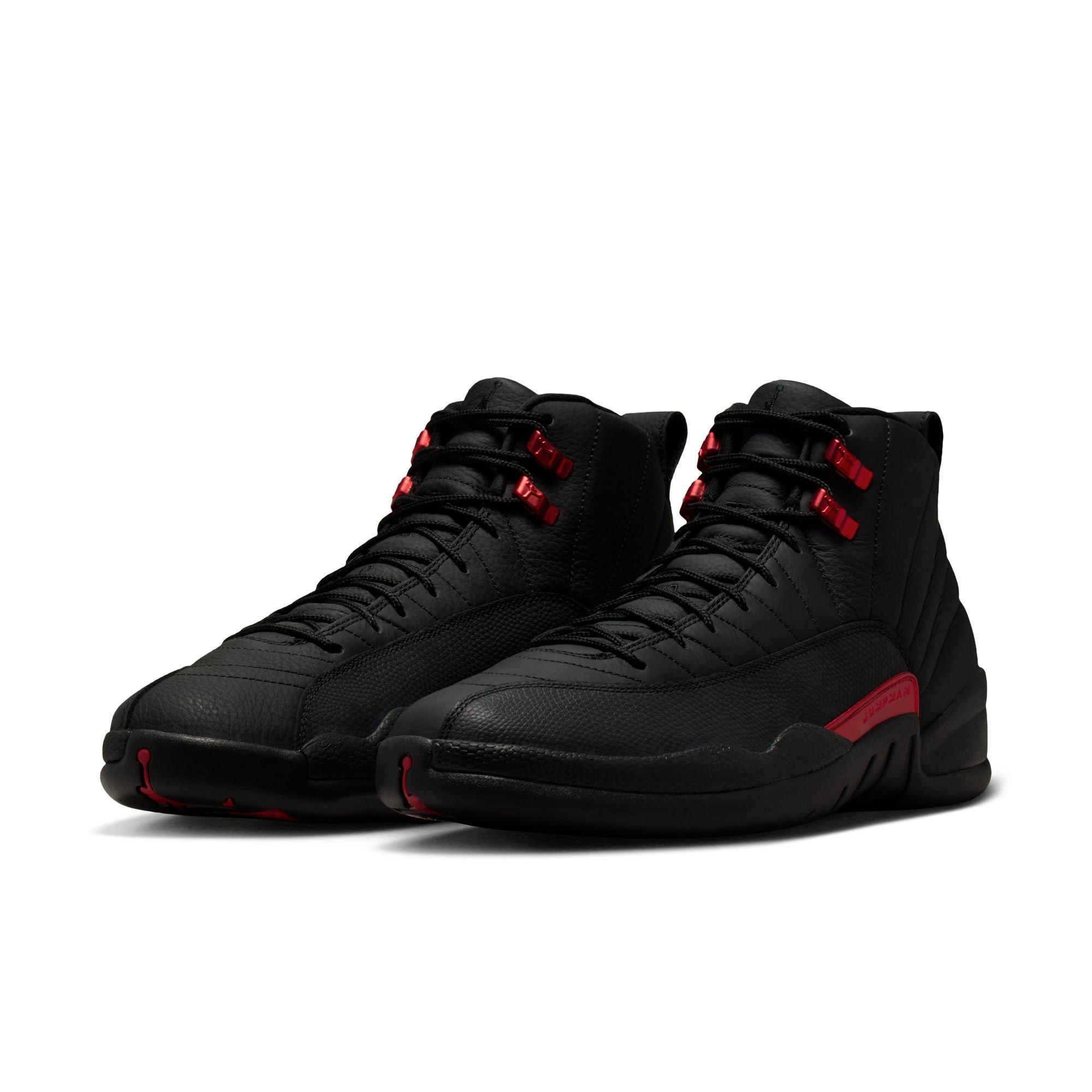 Jordan 12 Retro &ldquo;Bloodline&rdquo; Men's Shoe - BLACK/VARSITY RED Thumbnail View 4