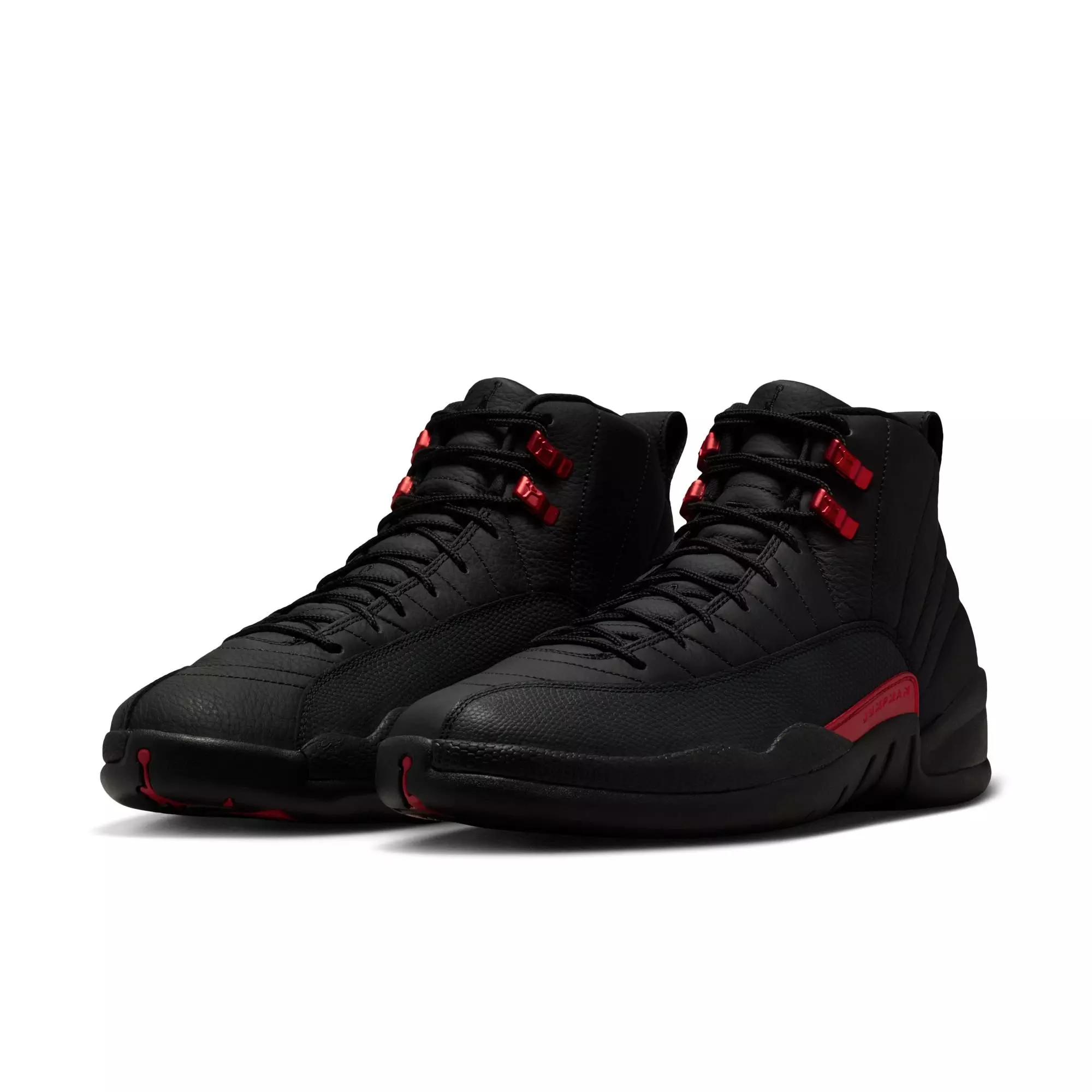 Jordan 12 Retro &ldquo;Bloodline&rdquo; Men's Shoe - BLACK/VARSITY RED